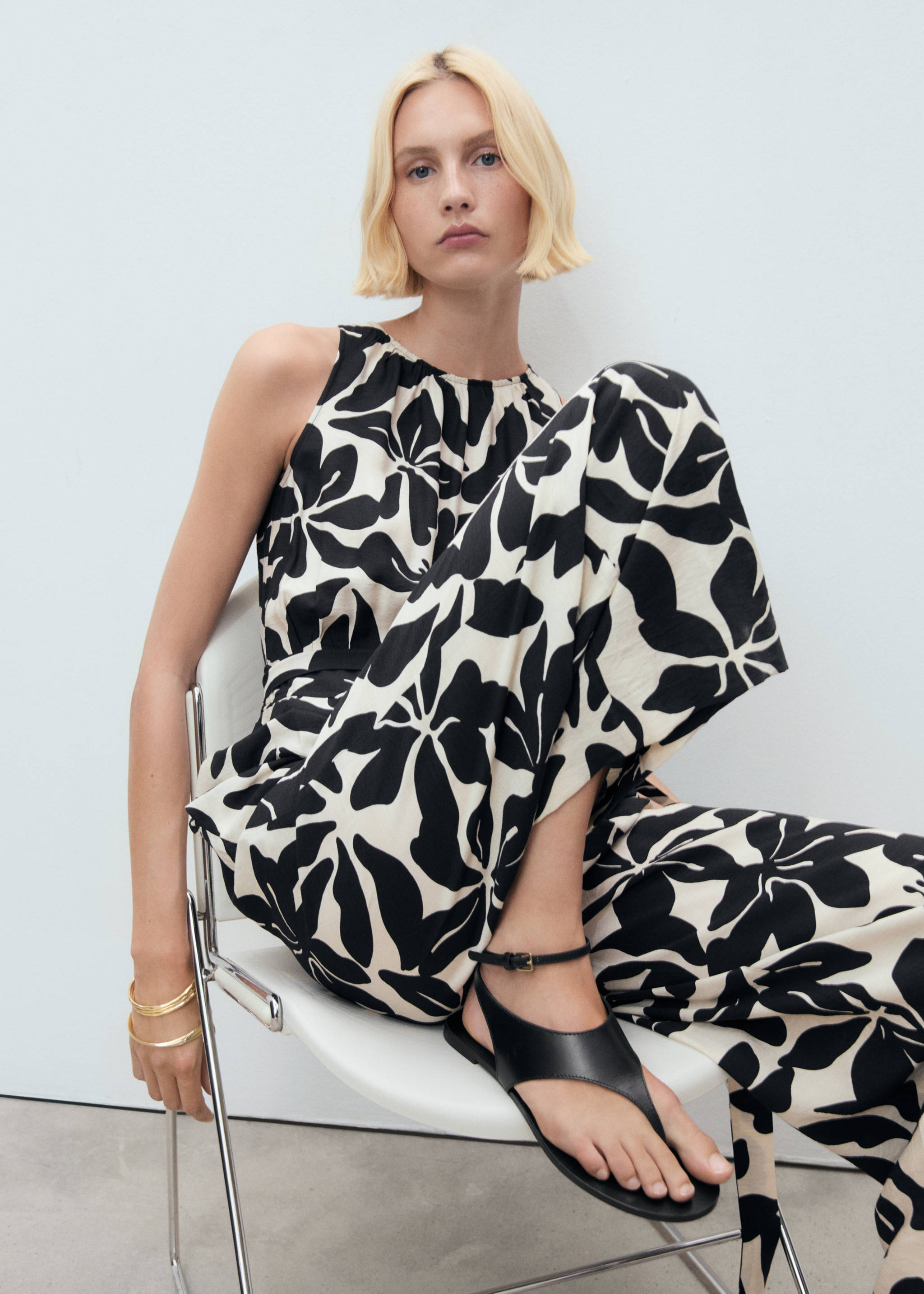 Belt printed jumpsuit - Details of the article 2