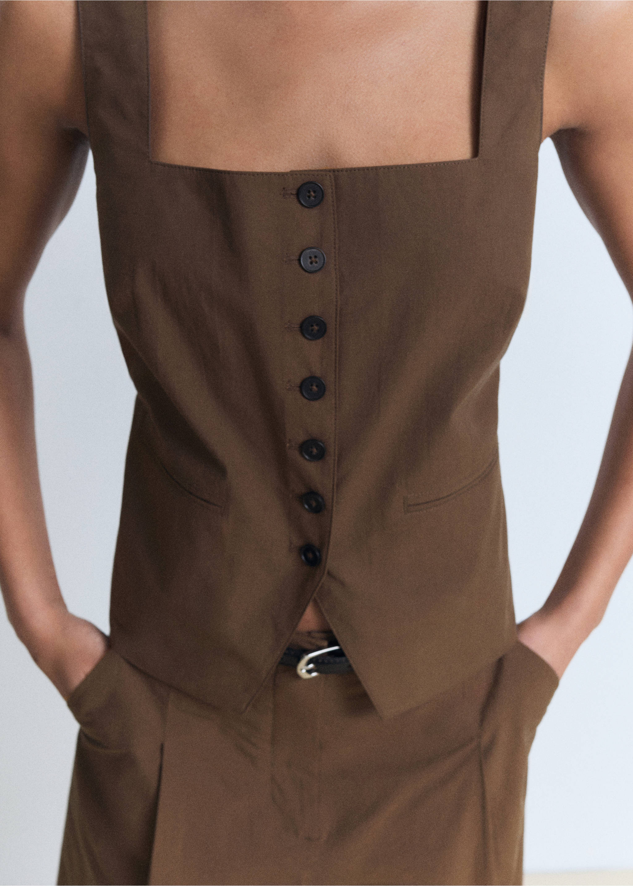 Gilet de costume coton - Plan moyen, Marron. Ref: 17081187-00.