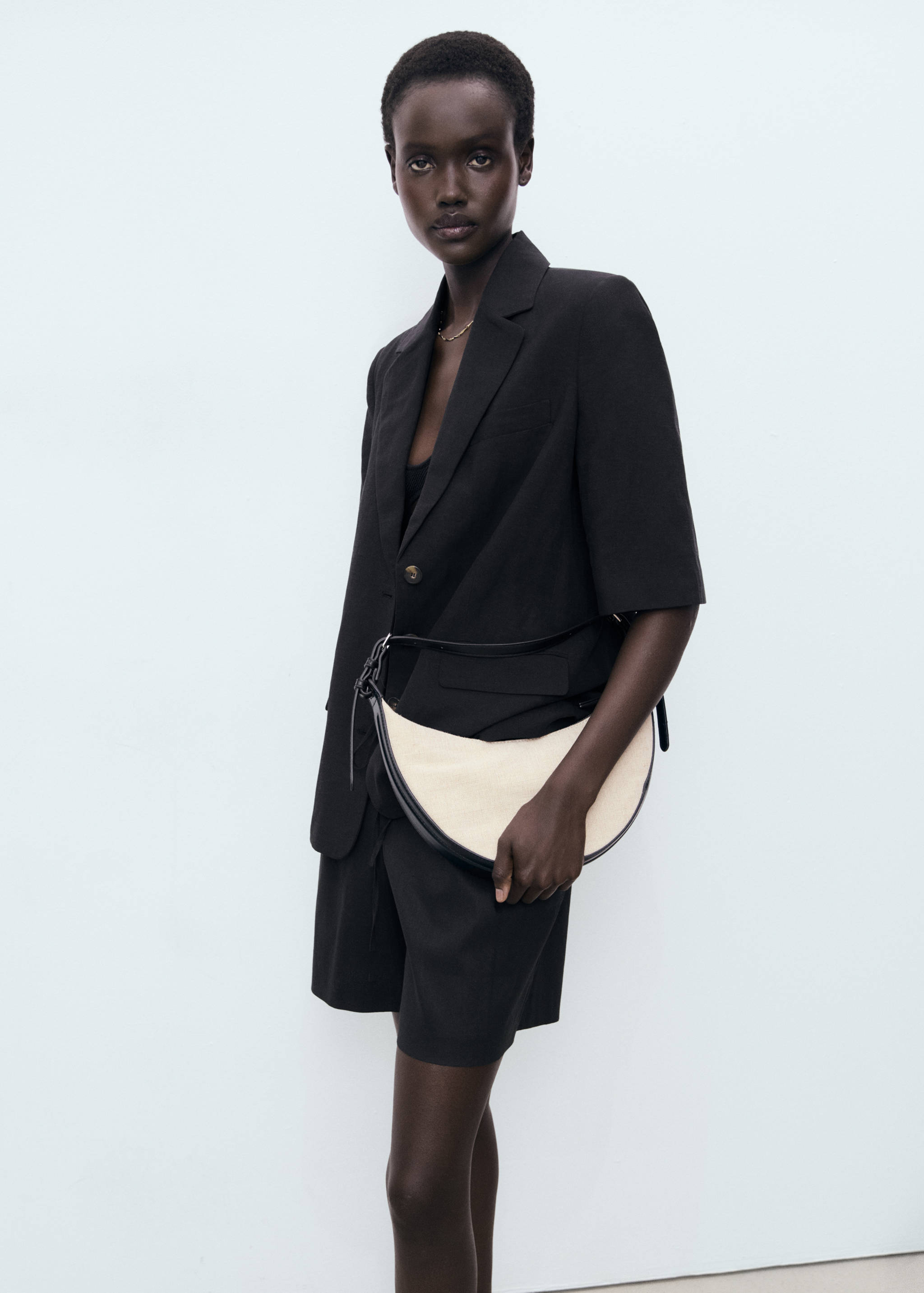 Linen shorts with bow and belt - Medium plane