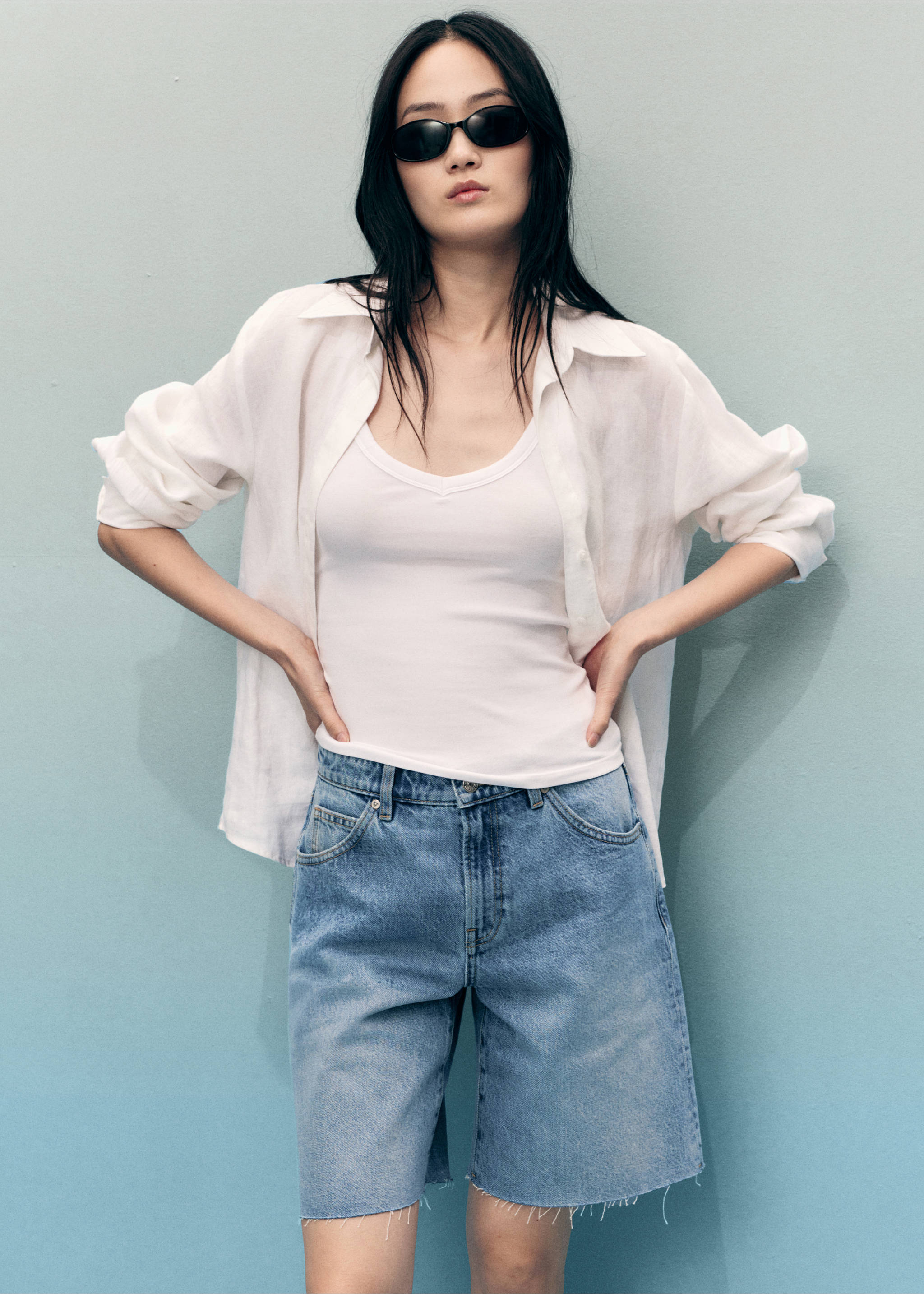 Kratke hlače od trapera pohabanog poruba - Detalji artikla 1, Srednje plava. Ref: 17081193-00.