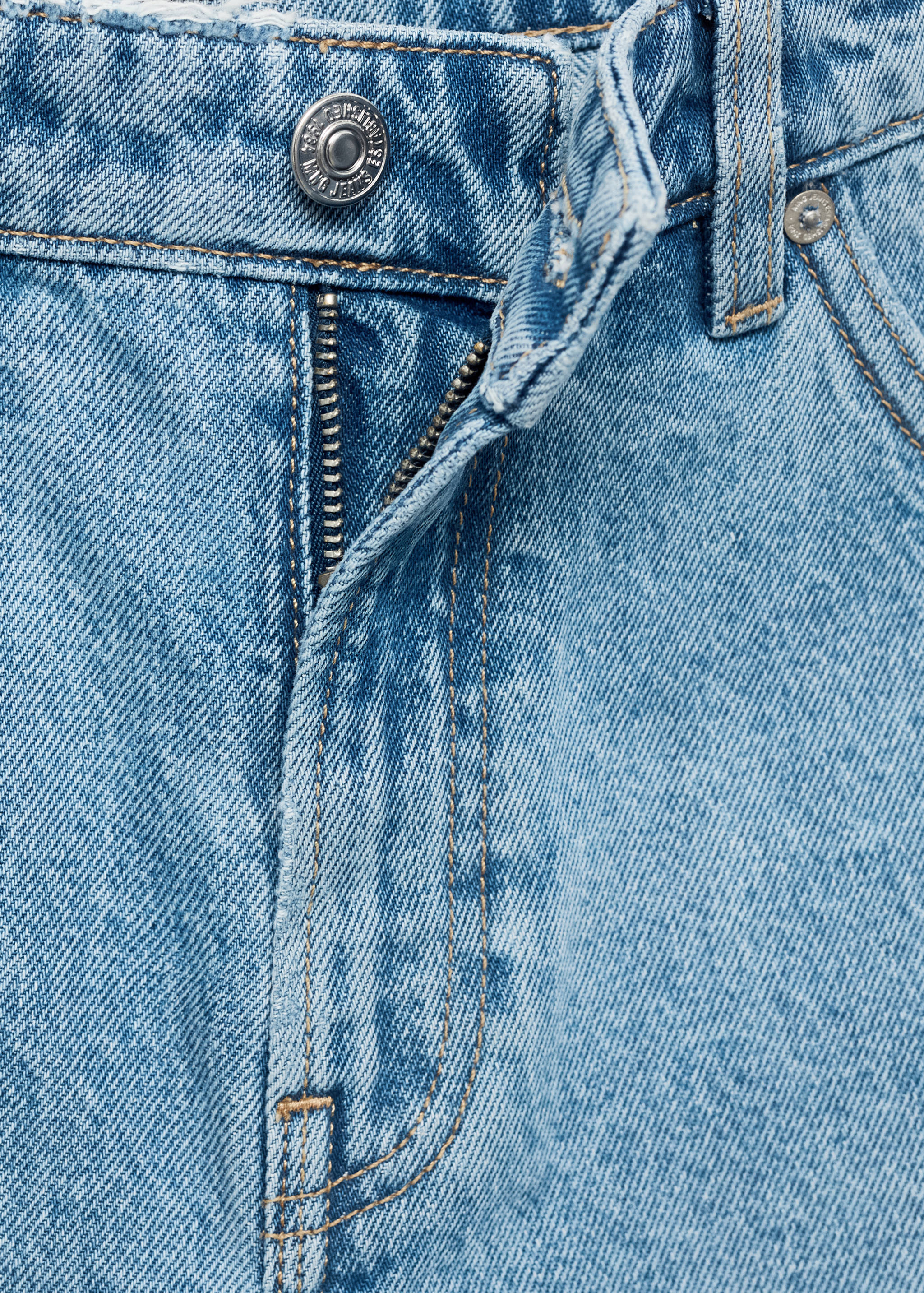 Jeans-Bermudashorts mit ausgefranstem Saum - Detail des Artikels 8