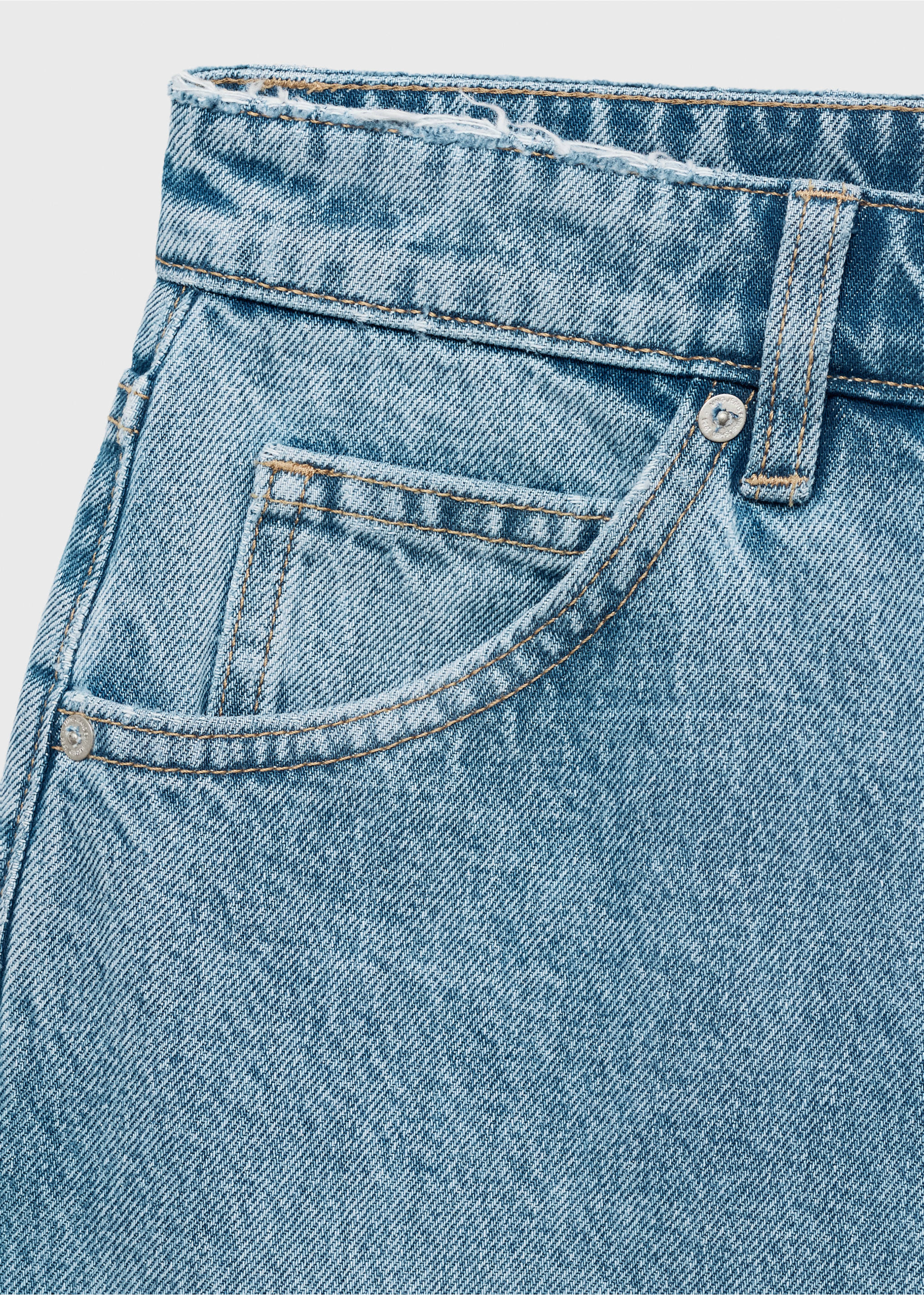 Kratke hlače od trapera pohabanog poruba - Detalji artikla 0, Srednje plava. Ref: 17081193-00.