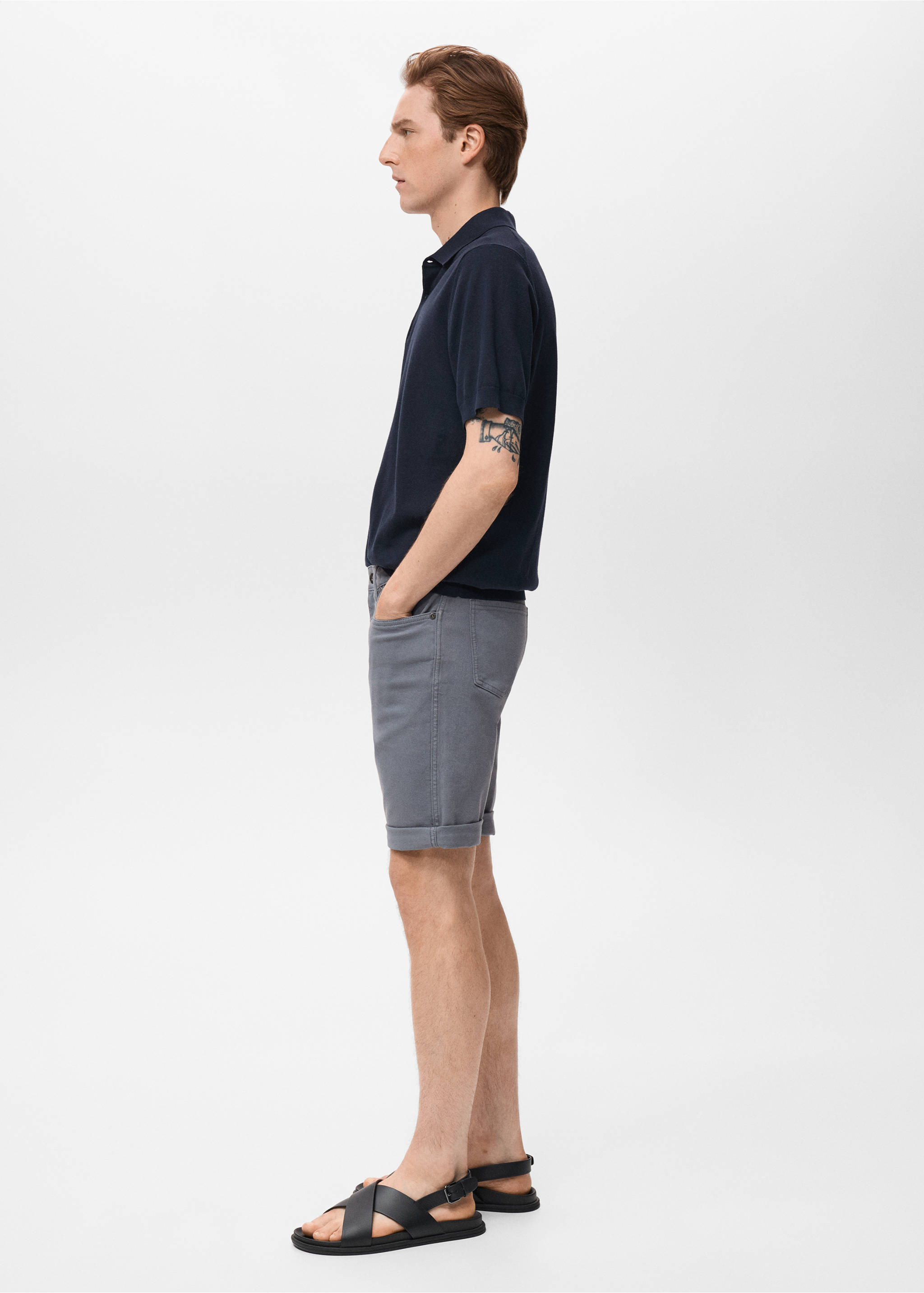 Slim-fit denim bermuda shorts - Details of the article 2, Indigo Blue. Ref: 17081220-00.