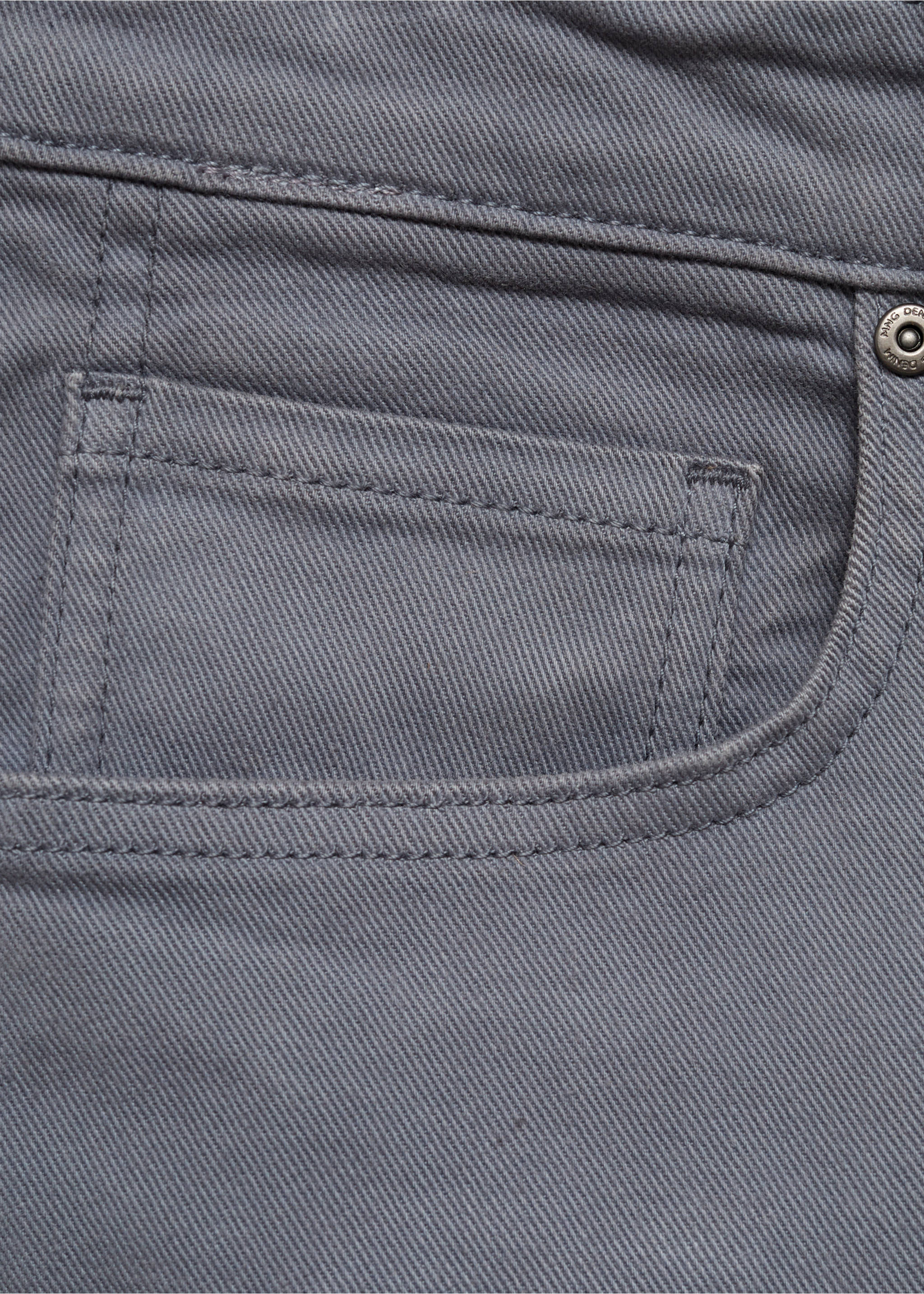 Slim-fit denim bermuda shorts - Details of the article 8, Indigo Blue. Ref: 17081220-00.