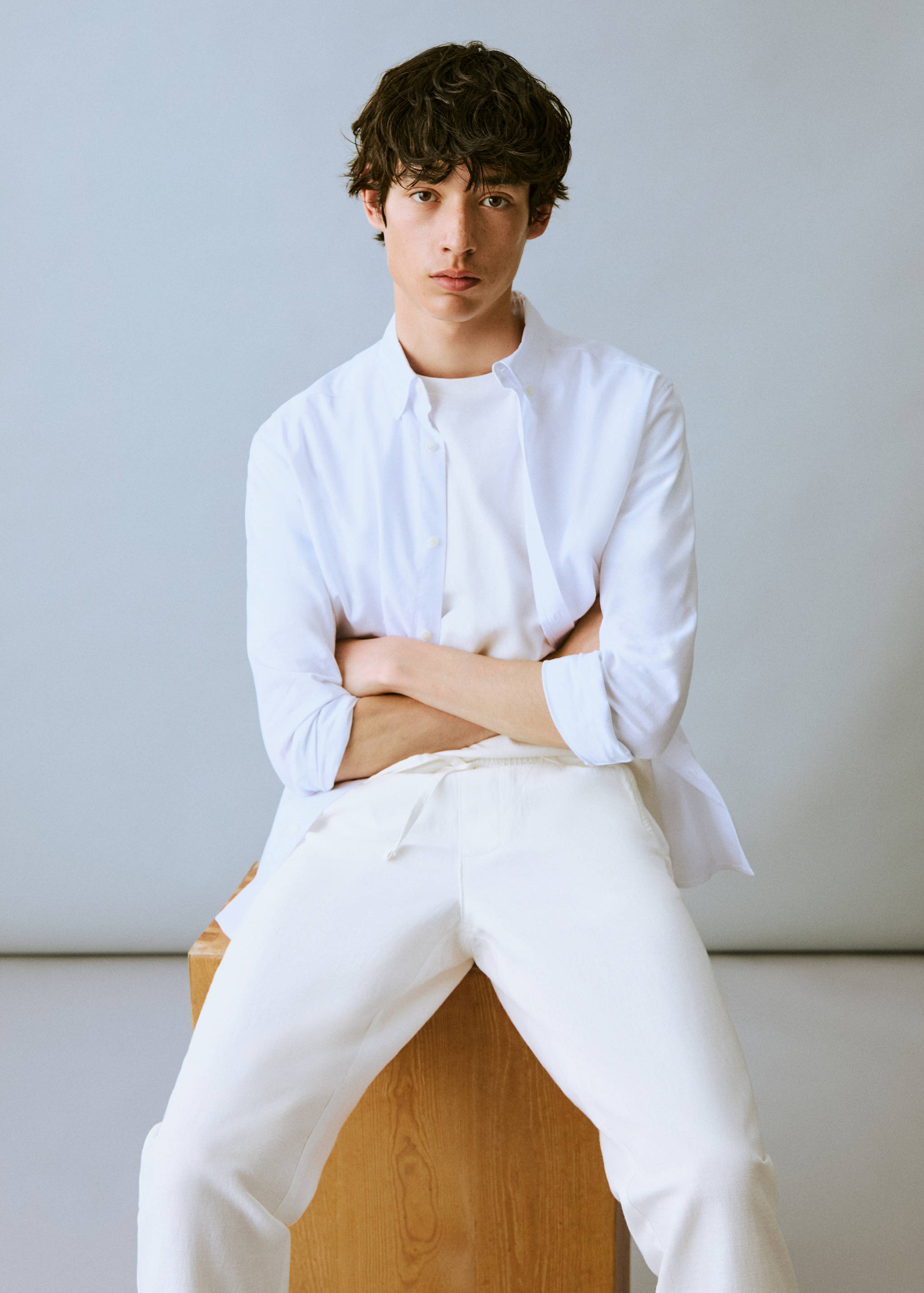 Linen trousers with drawstring - Details of the article 2