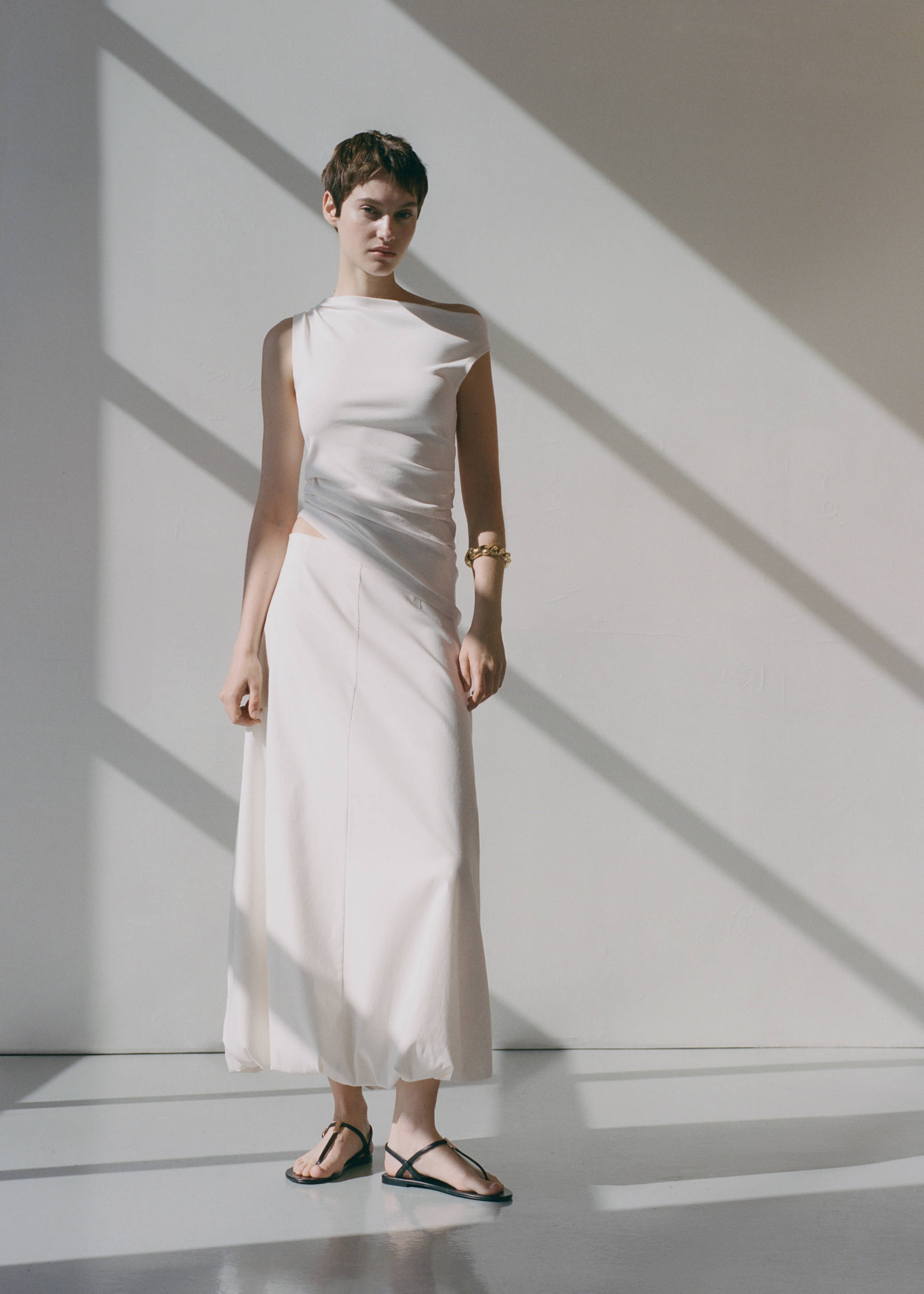 Lange ballonrok - Detail van het artikel 6, Ecru. Ref: 17081236-00.