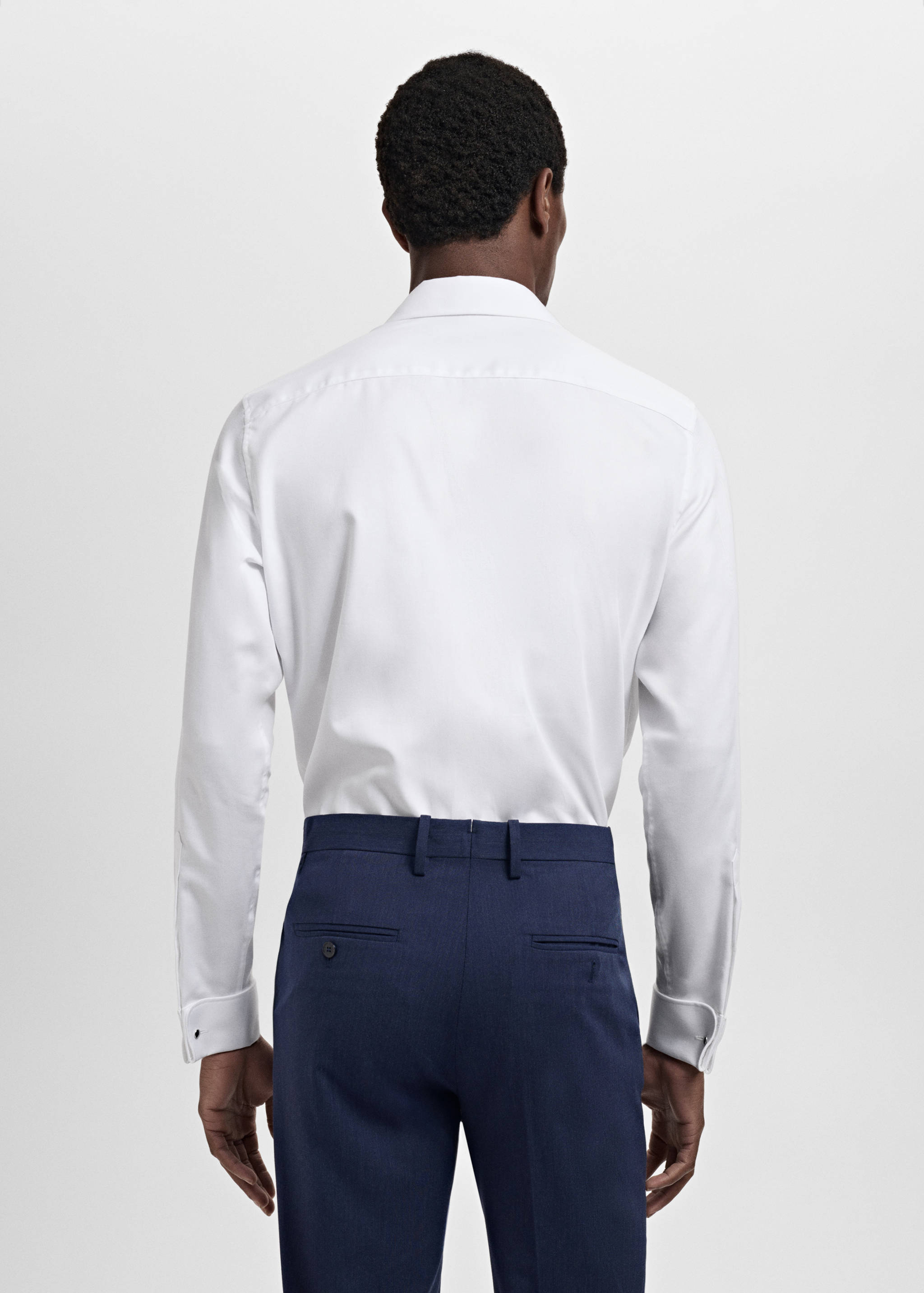 100% cotton dress shirt - Reverse of the article