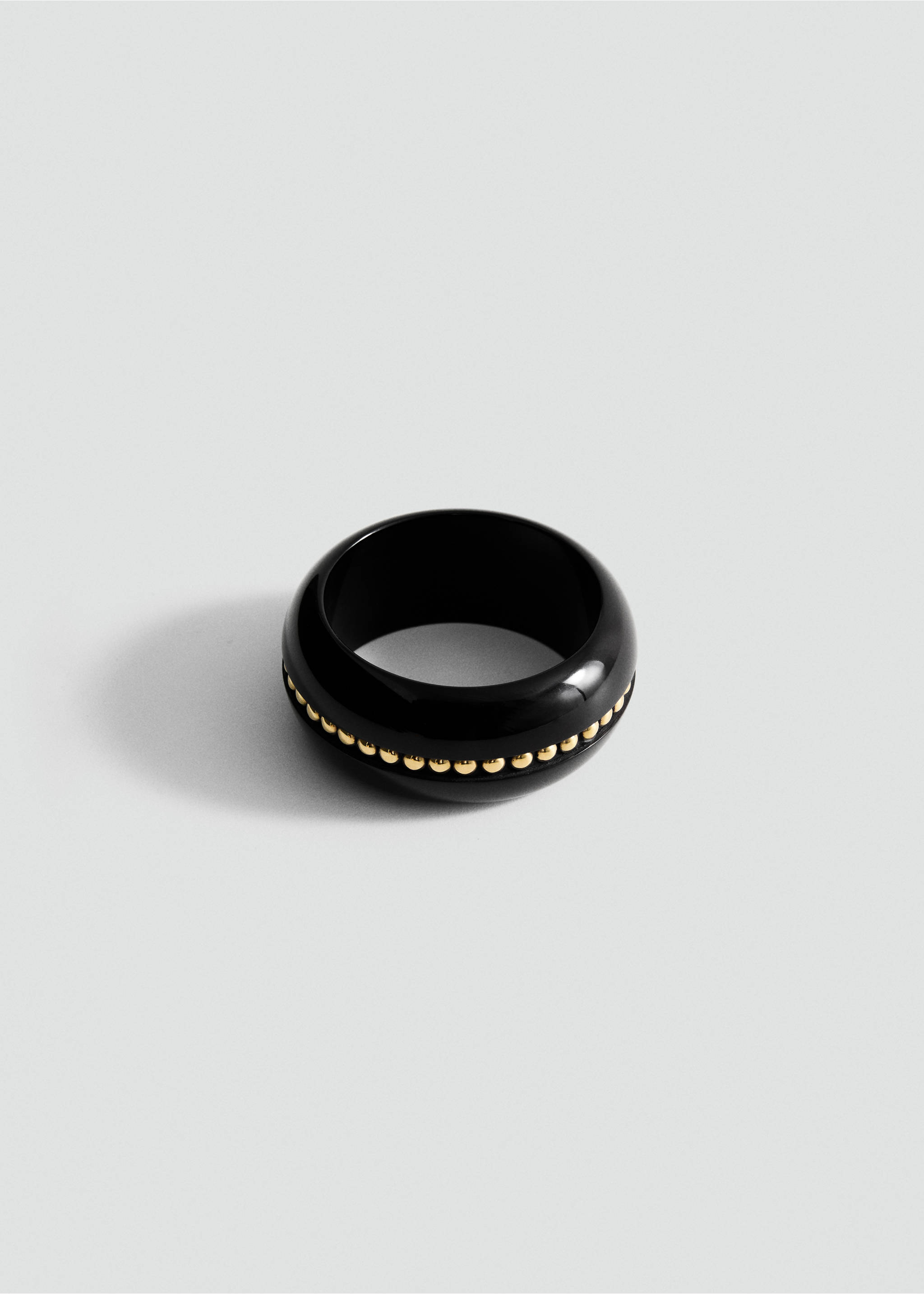 Resin studded maxi bracelet - Article without model, Black. Ref: 17081248-00.