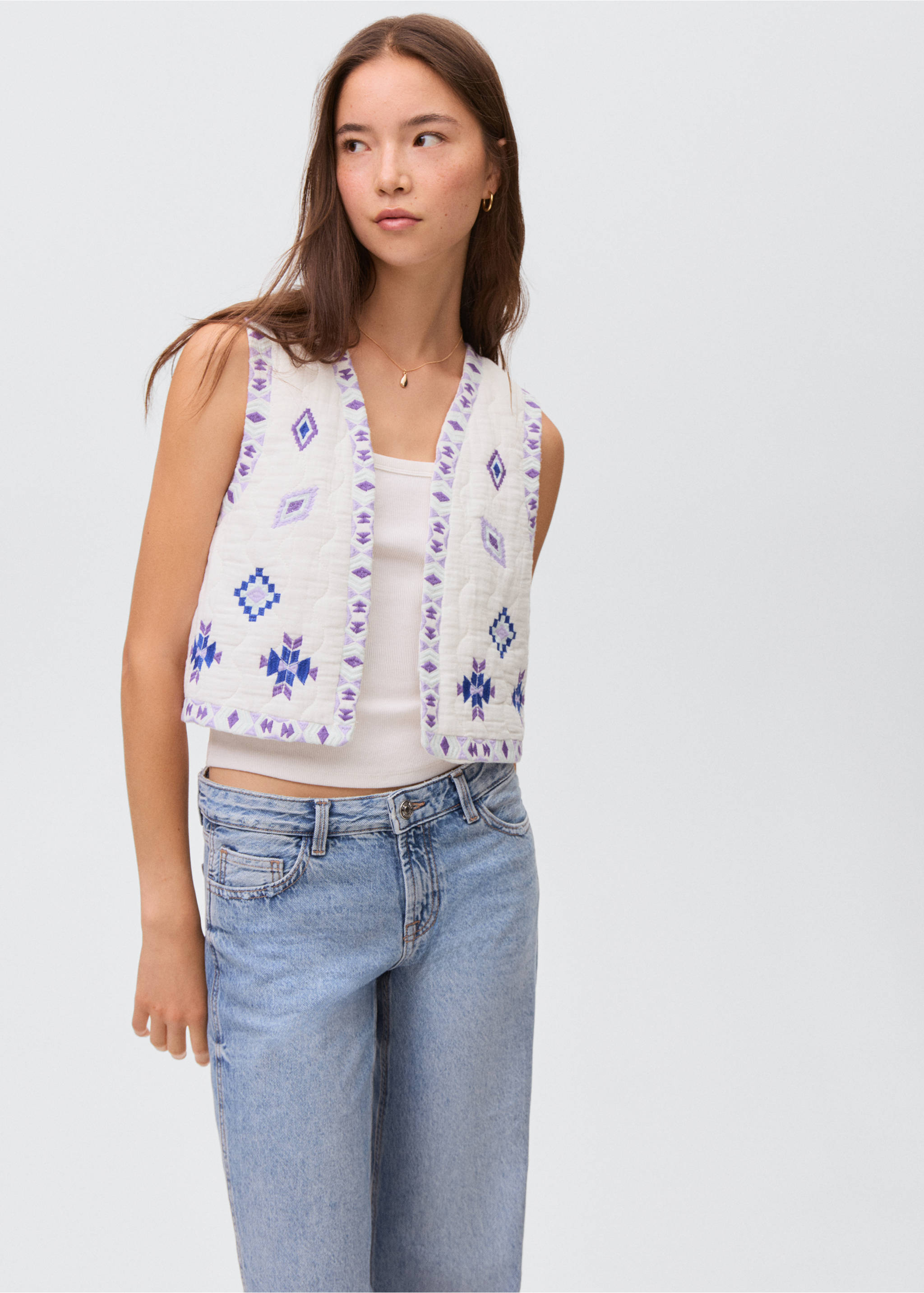 Ethnic embroidered waistcoat - Medium plane, Off White. Ref: 17081257-00.