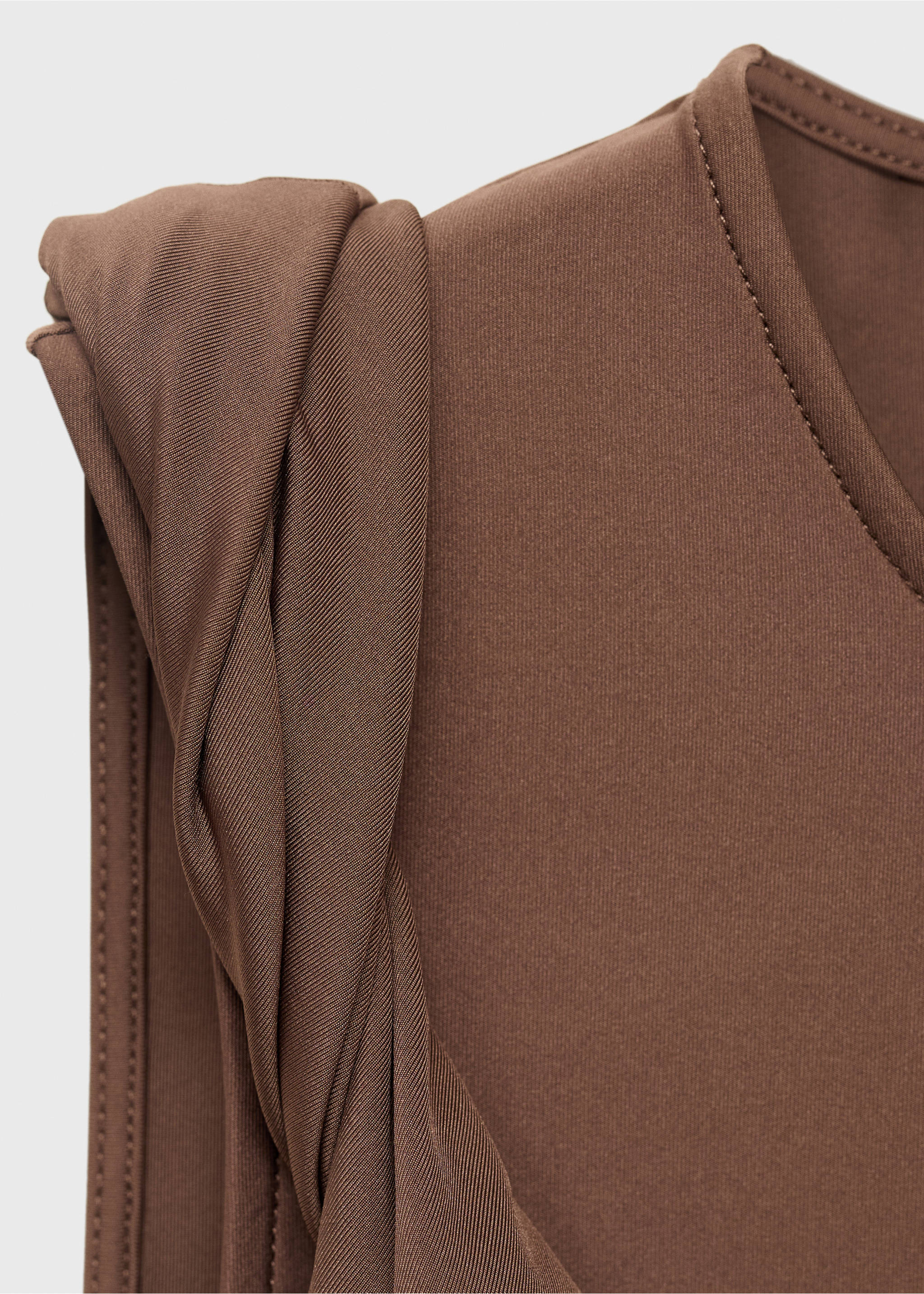 Vestido drapeado tirantes asimétricos - Detalle del artículo 0, Marrón. Ref: 17081266-00.