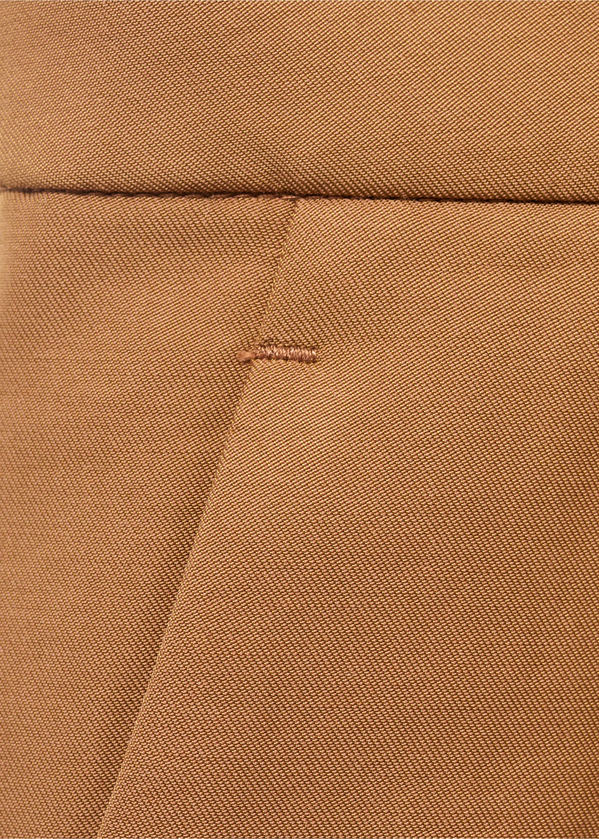 Mini-skirt with pleats - Details of the article 8, Medium Brown. Ref: 17081273-00.