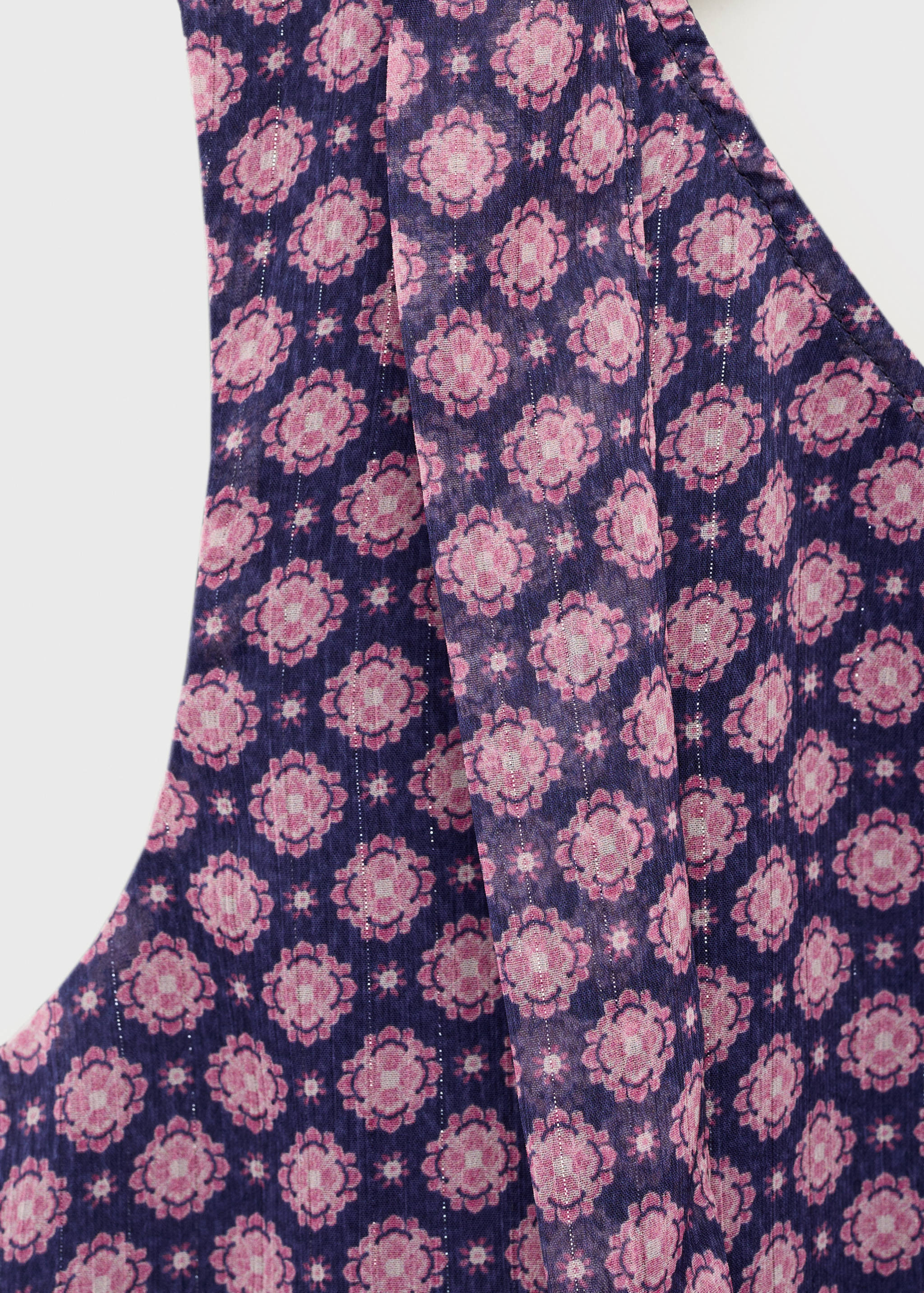Asymmetrical blouse with bow at the neck - Details of the article 8