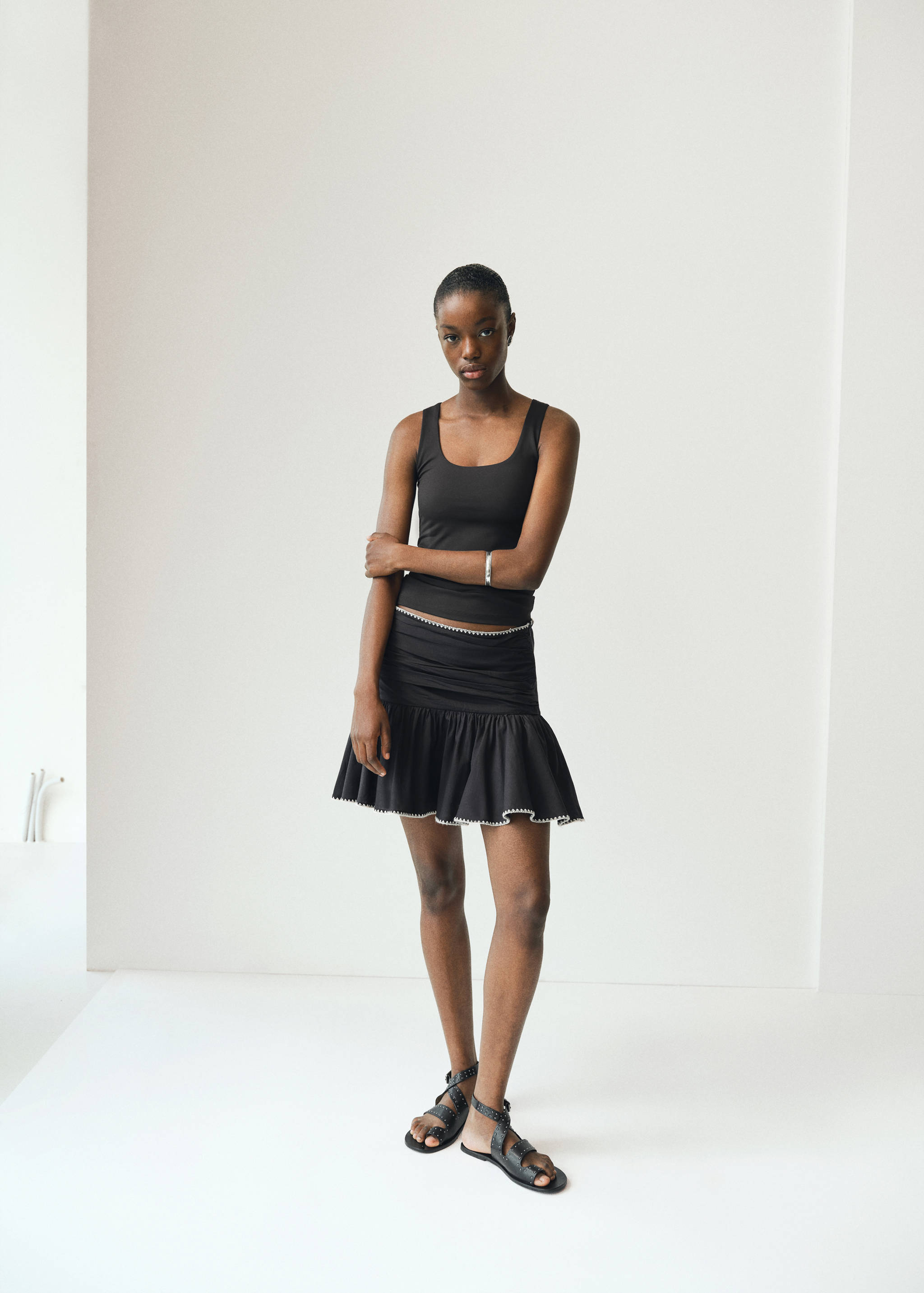 Embroidered ruffled skirt - General plane