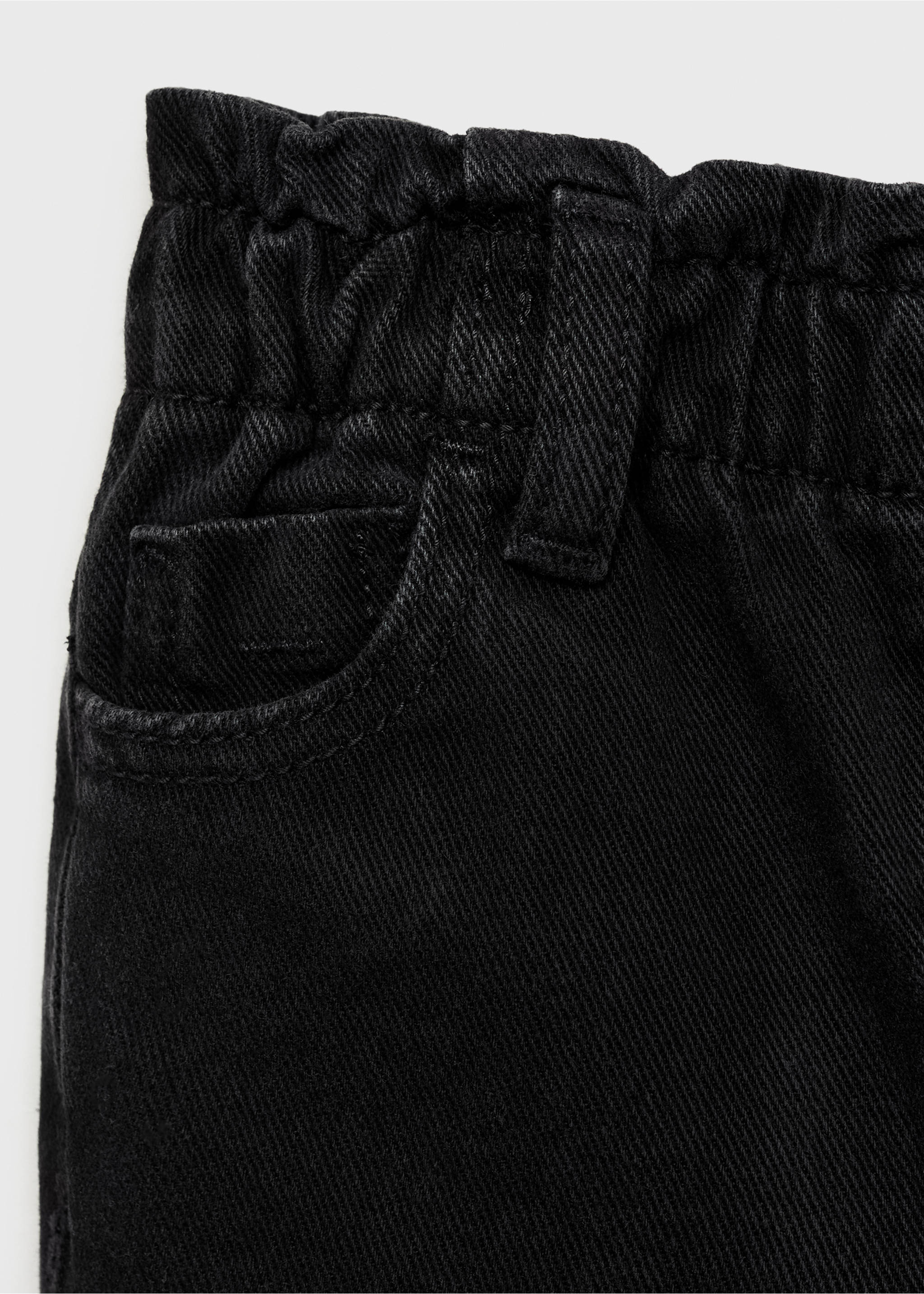 Paper bag jeans with buttons - Details of the article 0, Black denim. Ref: 17081517-00.
