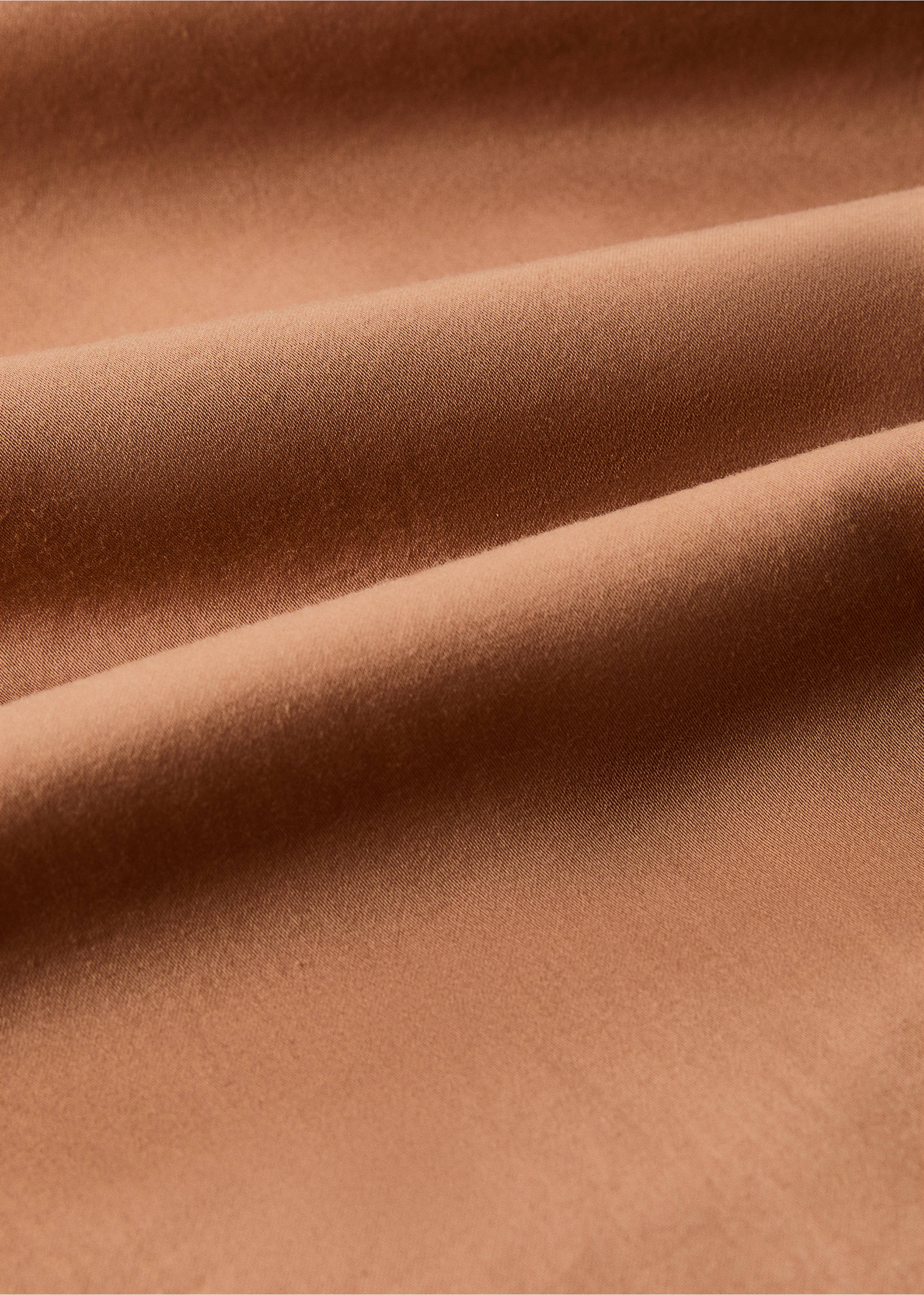 Washed cotton satin fitted sheet for 150/160 cm bed - Details of the article 2, Burnt Orange. Ref: 17081531-00.
