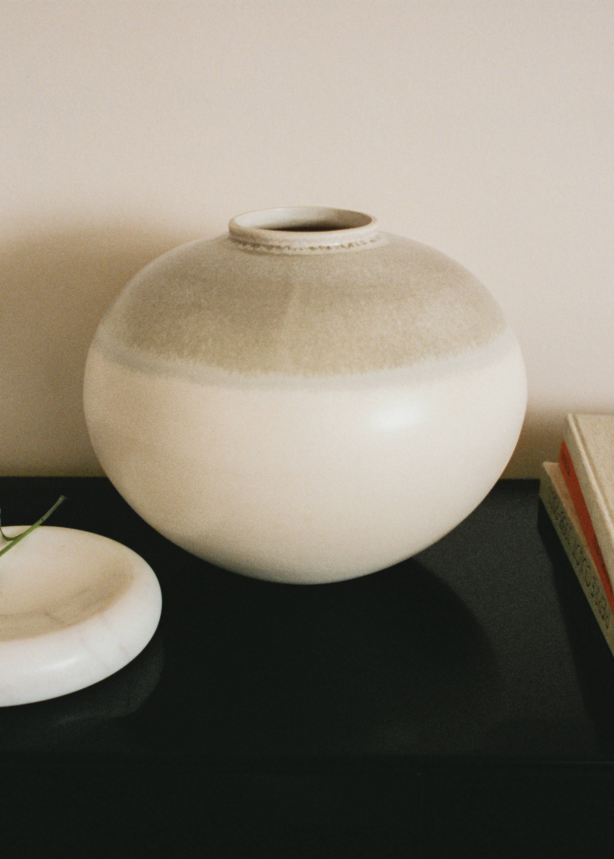 Grand vase en grès - Détail de l'article 6