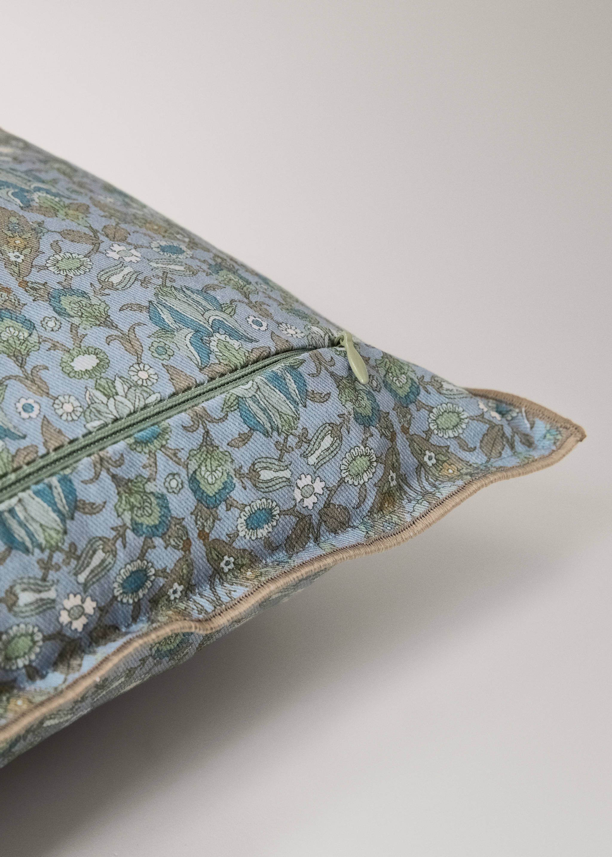 Housse de coussin enfant en coton imprimé à fleurs 30x40 cm - Détail de l'article 2