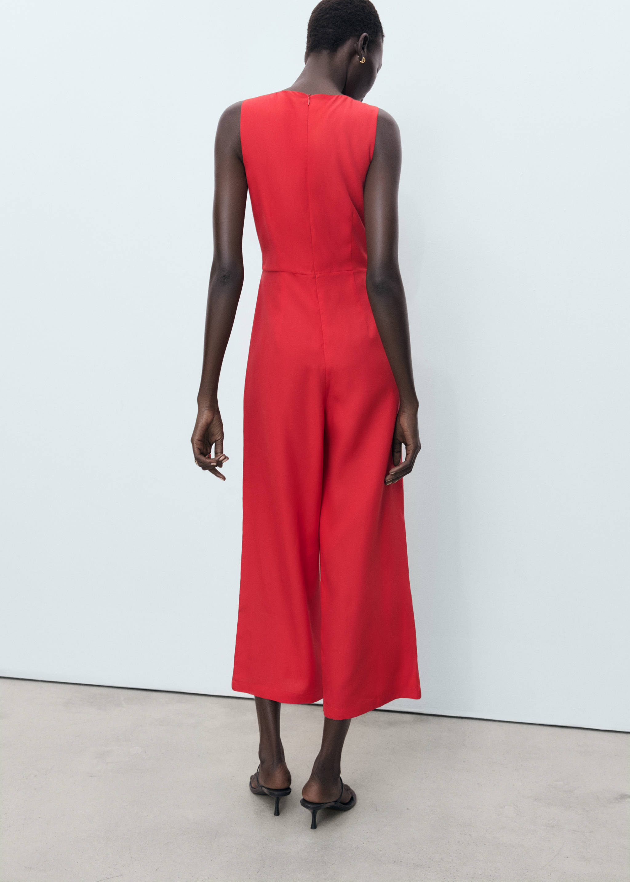 Lyocell jumpsuit with cut-out and knot detail - Reverse of the article