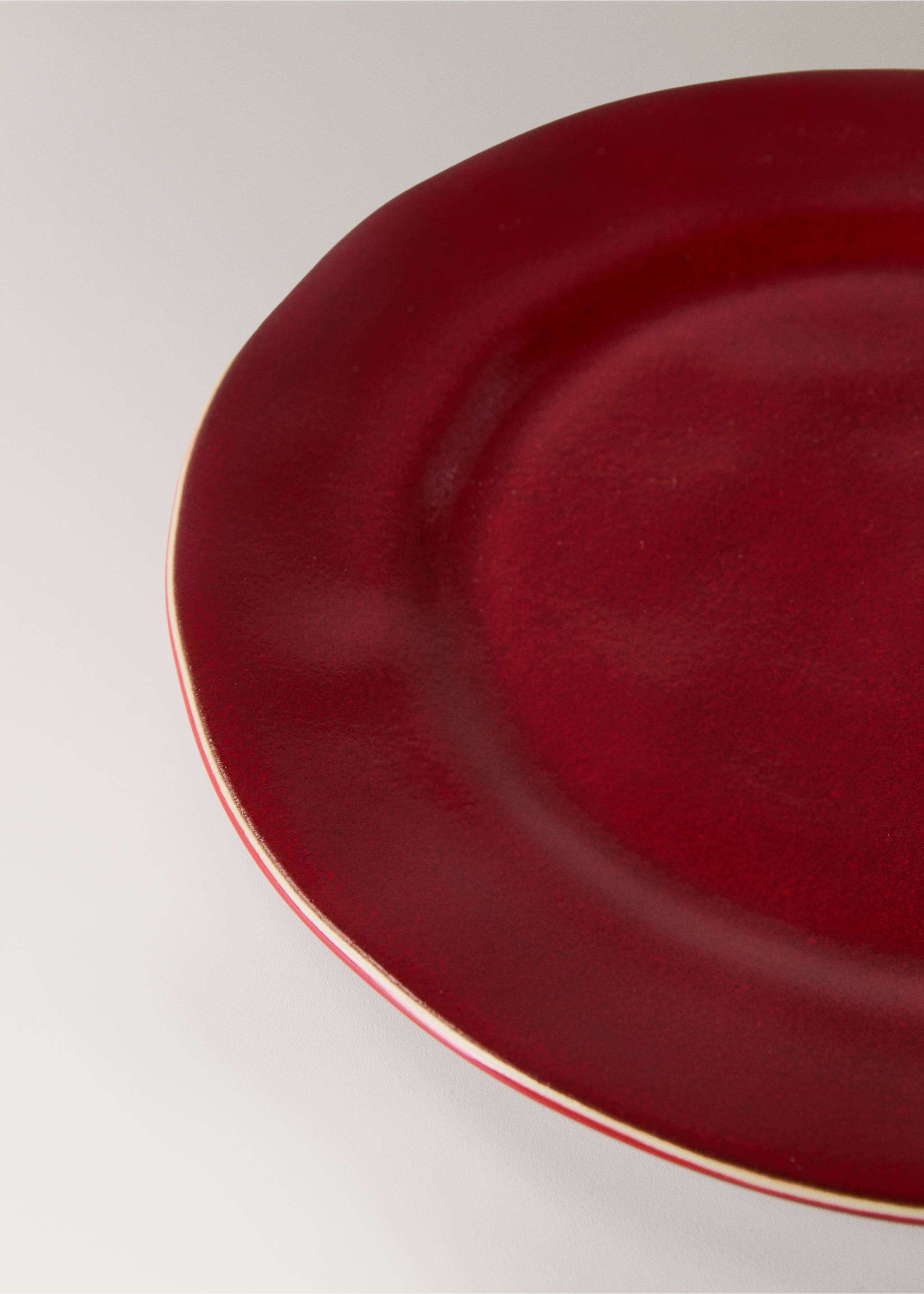 Organic-style dinner plate - Details of the article 2, Red. Ref: 17082033-00.