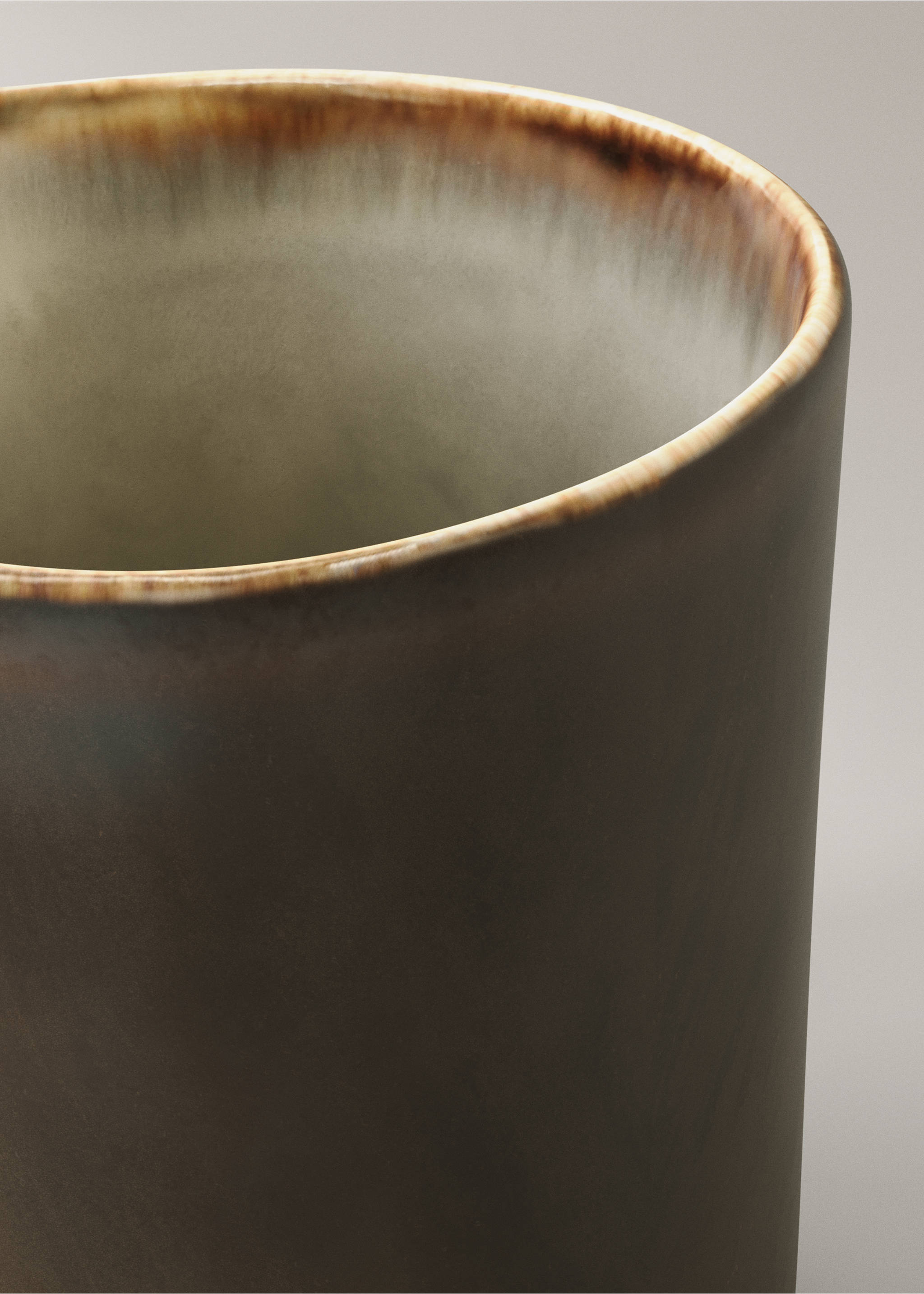 Matte stoneware milk jug - Details of the article 1, Coffee. Ref: 17082038-00.