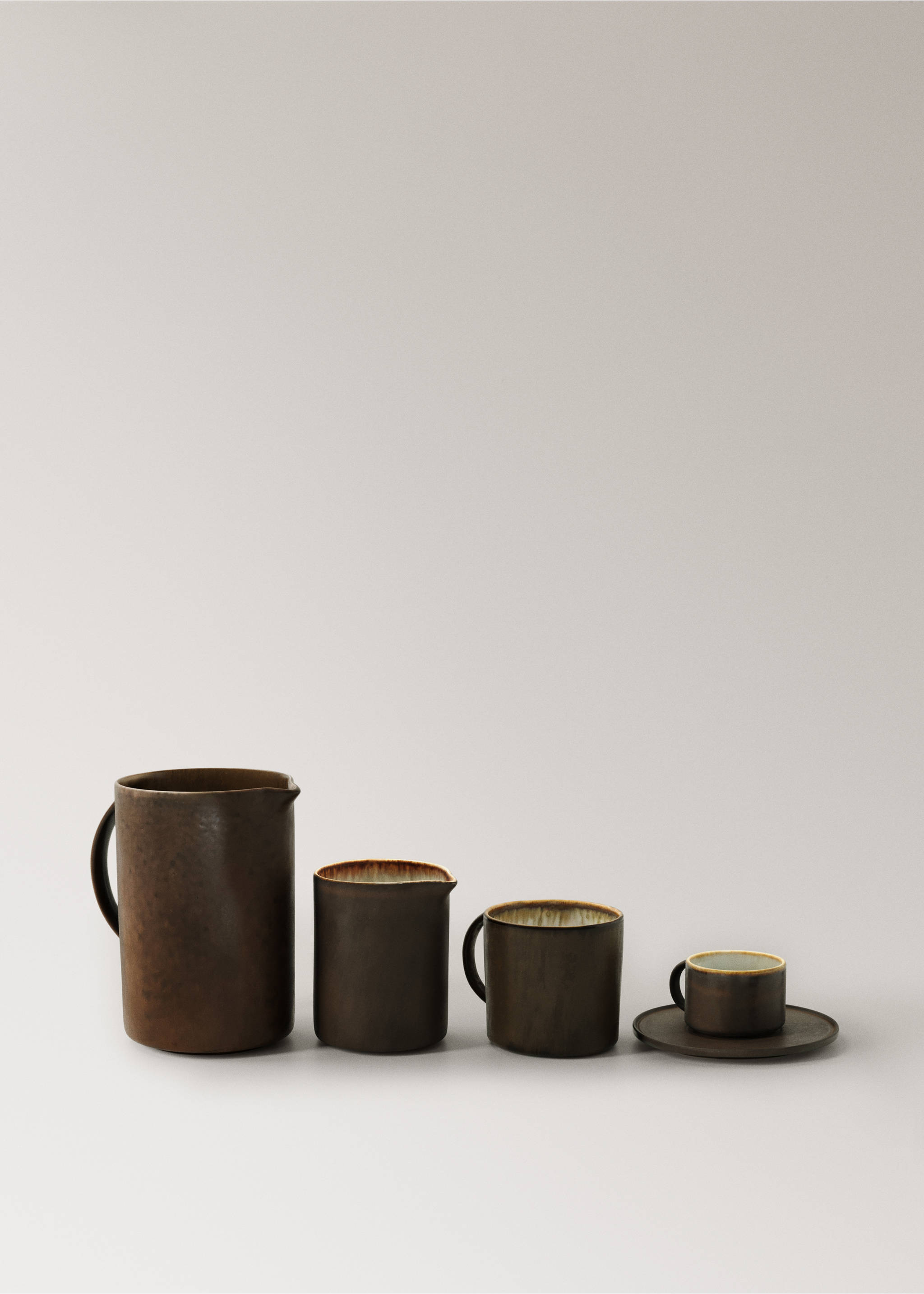 Matte stoneware milk jug - Details of the article 3, Coffee. Ref: 17082038-00.