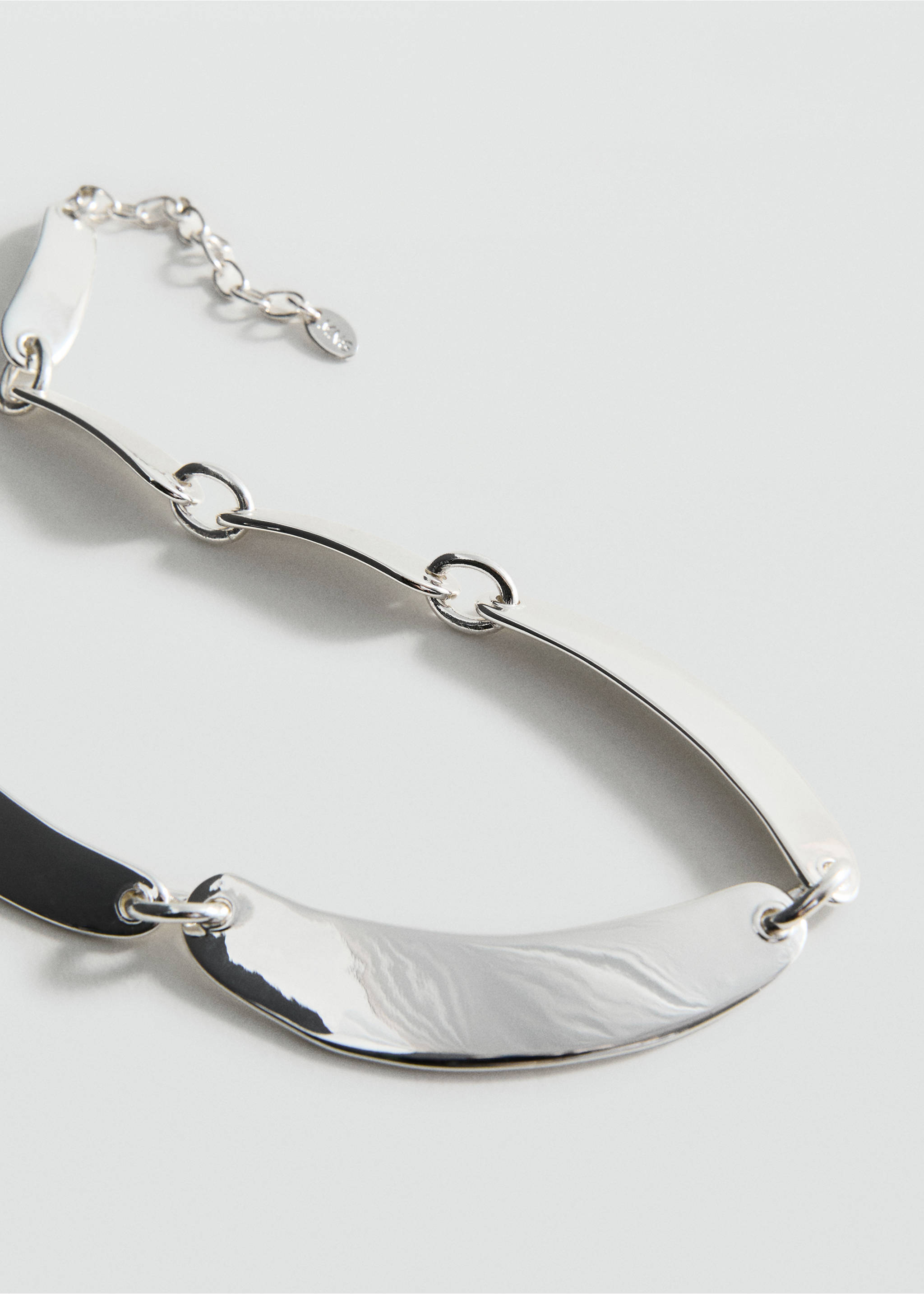 Metal plate necklace - Medium plane, Silver. Ref: 17082544-00.