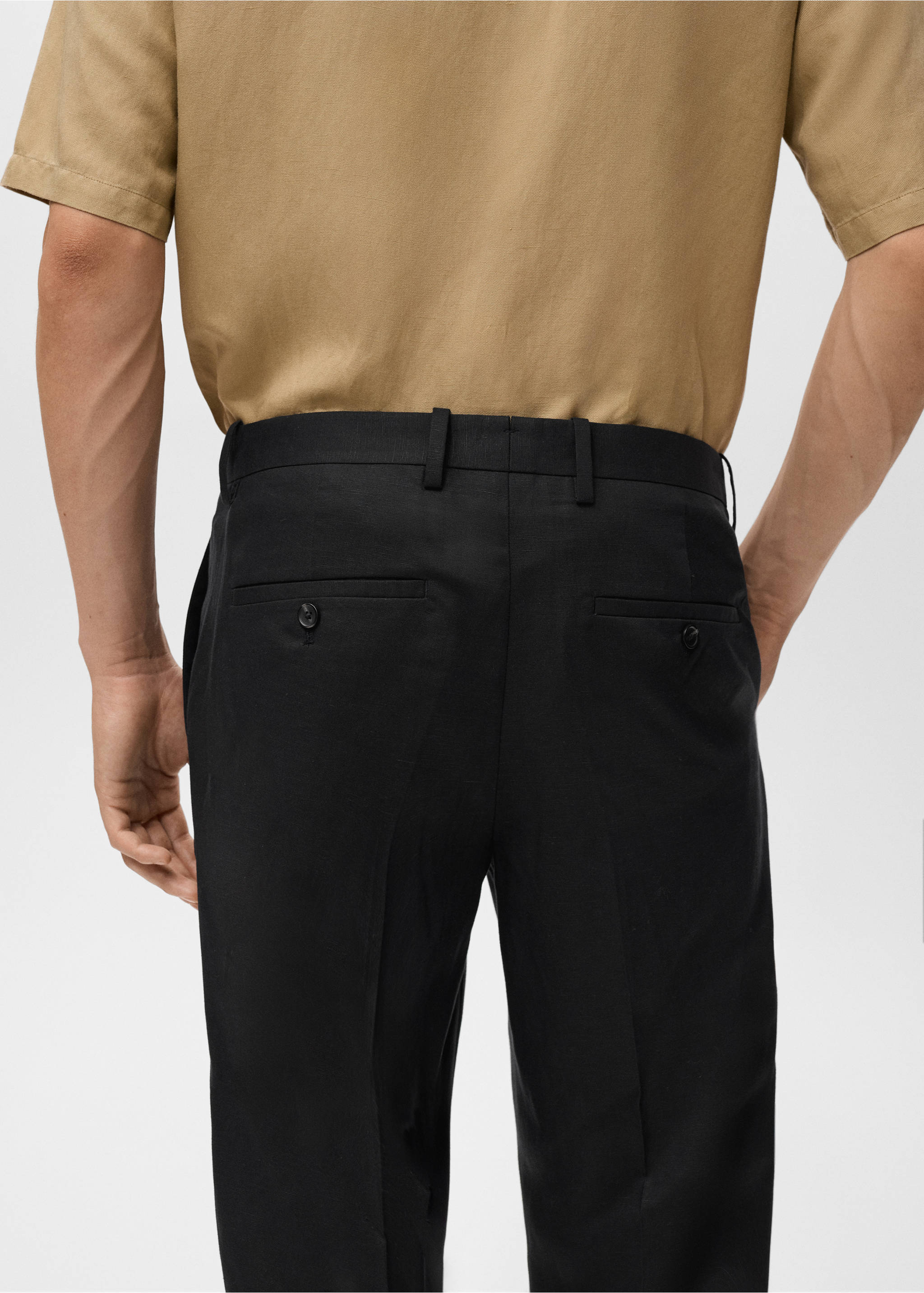 Straight-leg trousers in a linen and lyocell blend - Details of the article 6, Black. Ref: 17082901-00.