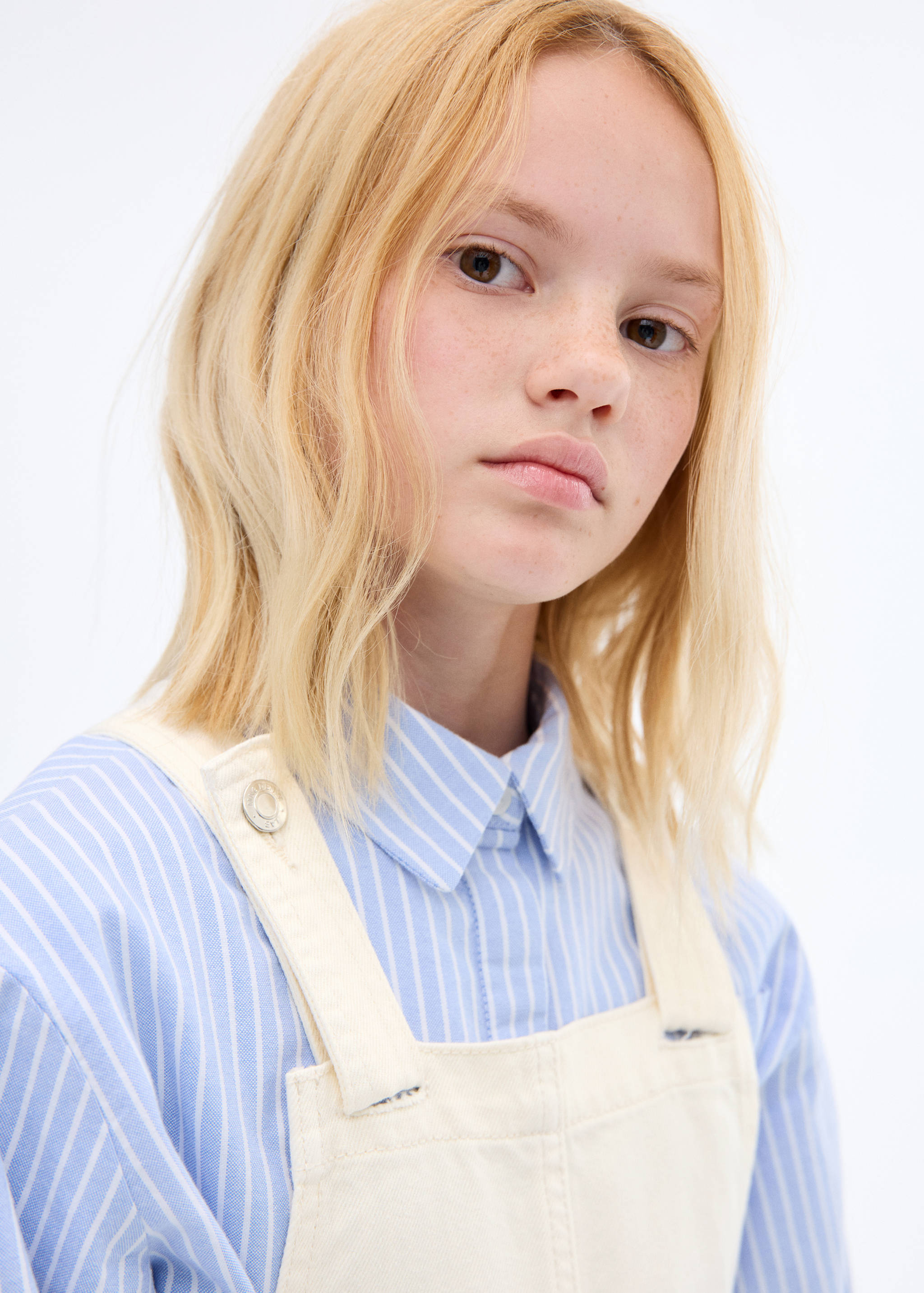 Kurzer Jeans-Latzrock - Detail des Artikels 1