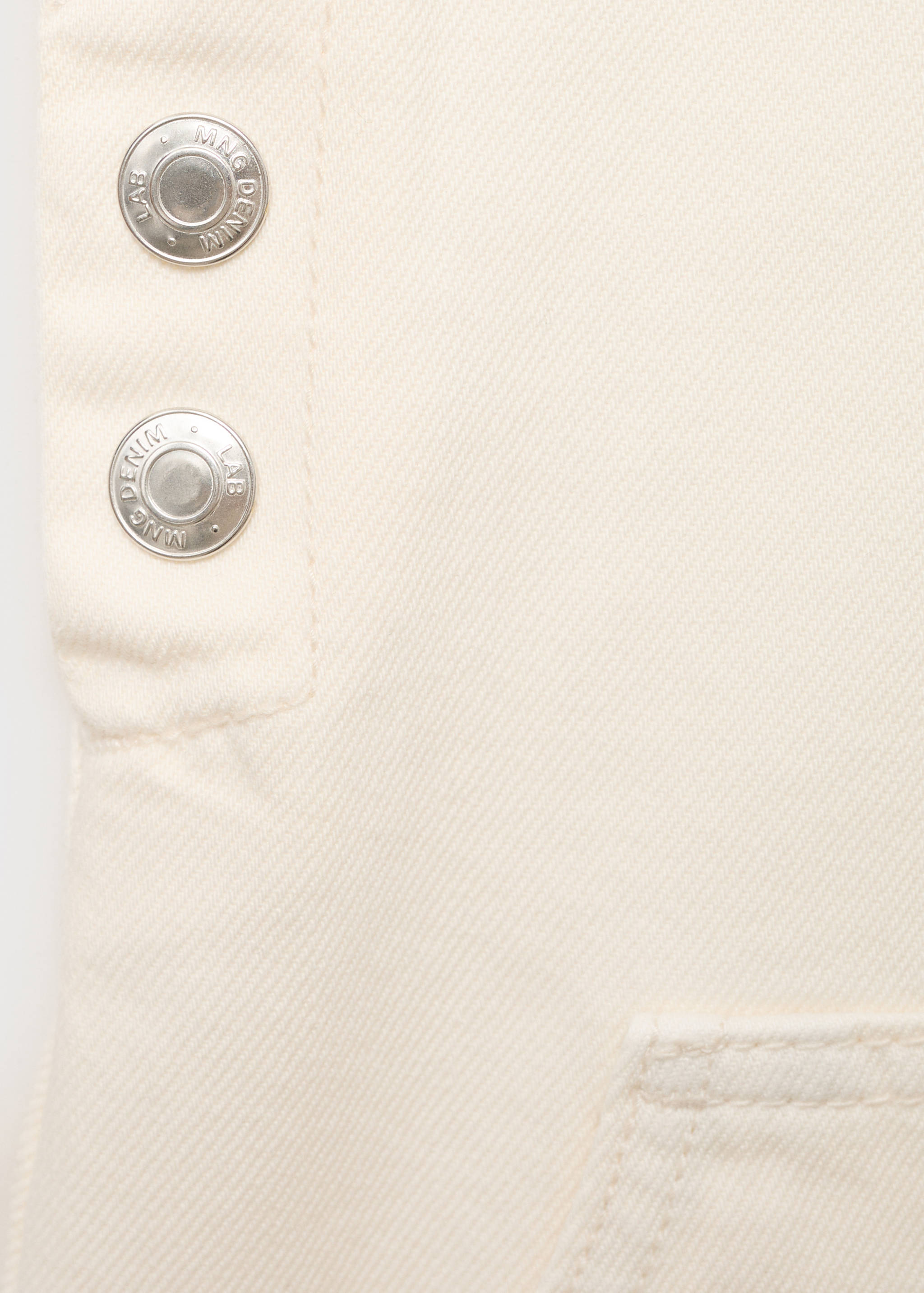 Kurzer Jeans-Latzrock - Detail des Artikels 0