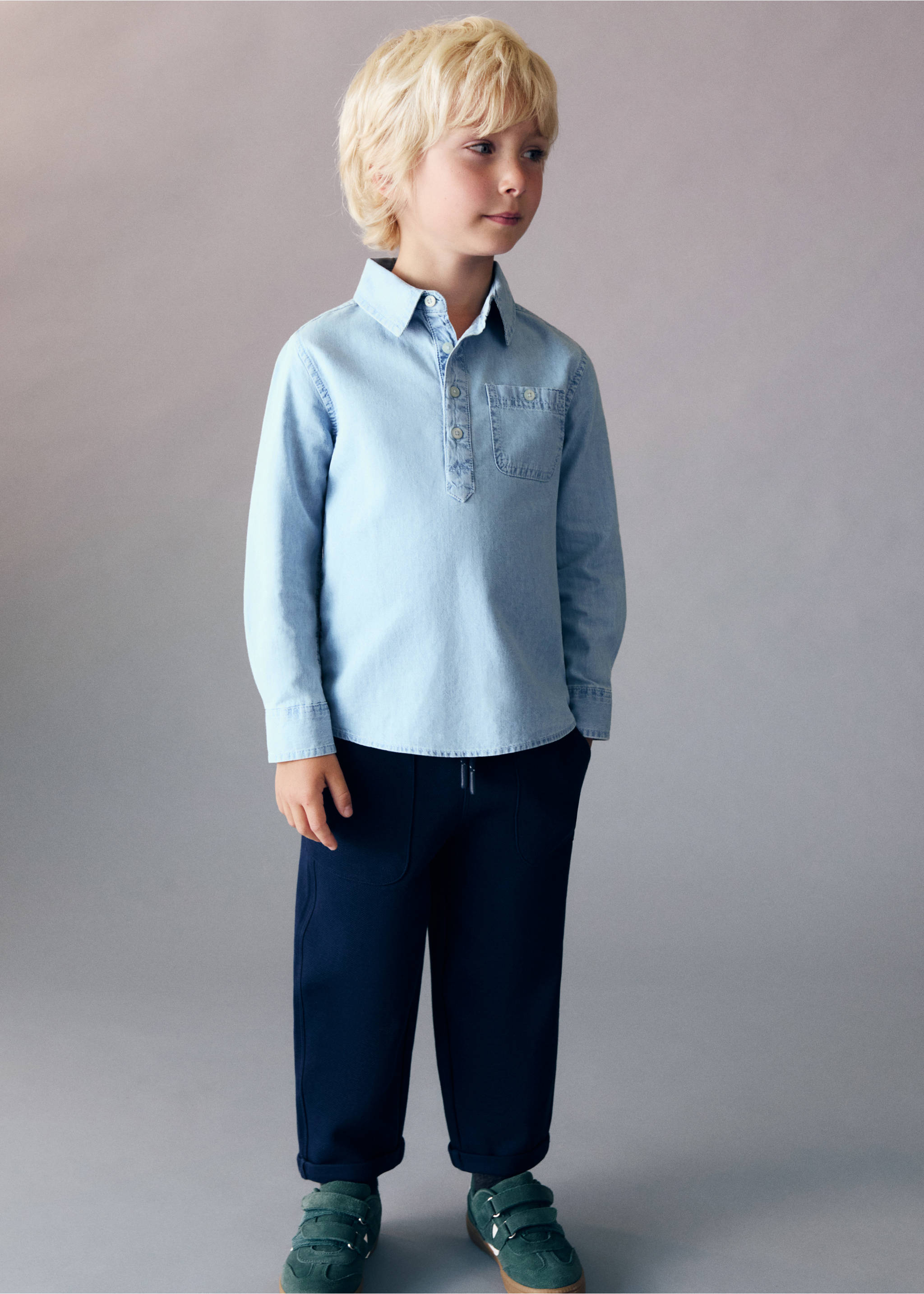 Chemise jean poche - Plan général, Bleu clair. Ref: 17083275-00.
