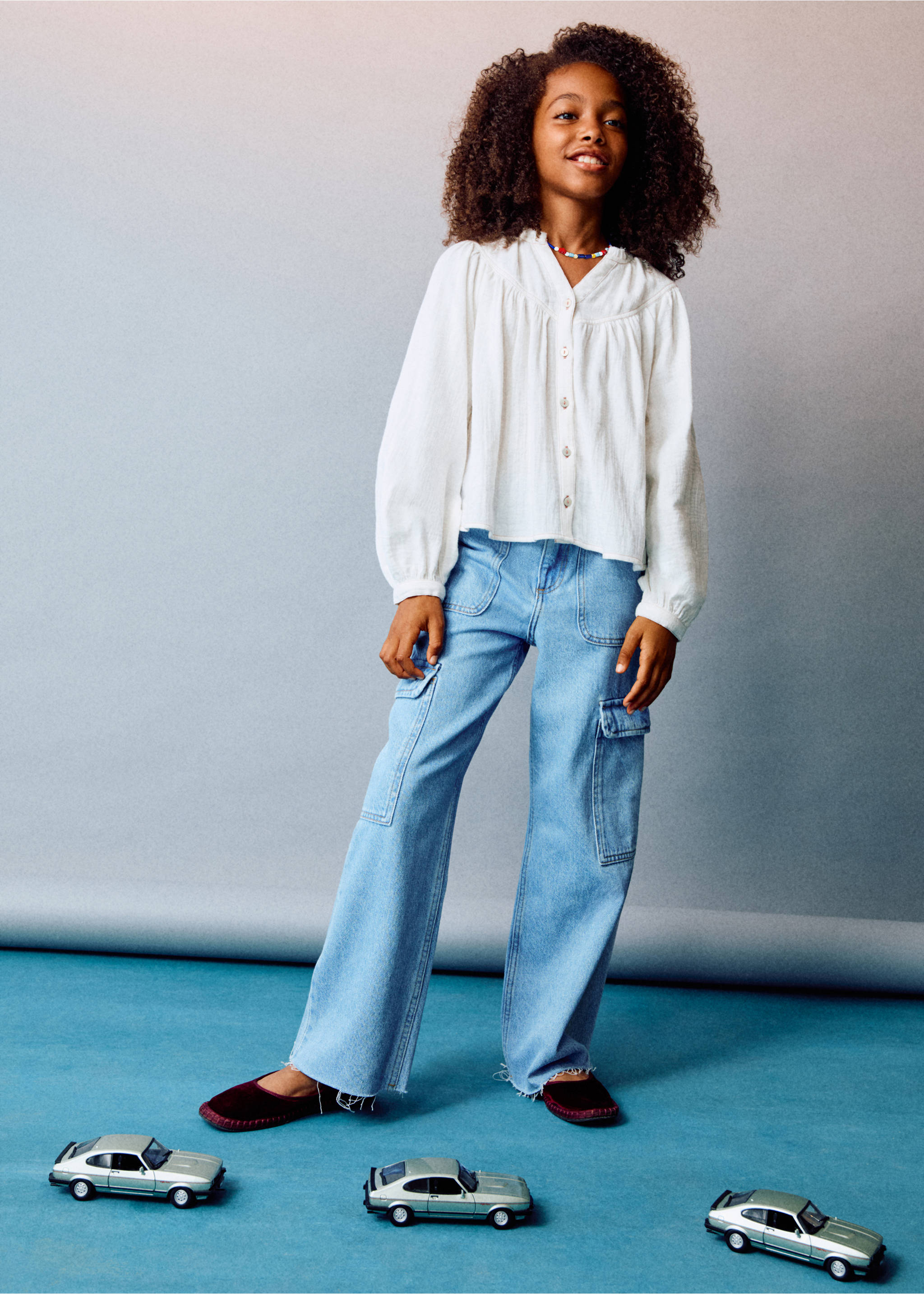 Puffed sleeves shirt - Details of the article 6, Ecru. Ref: 17083282-00.