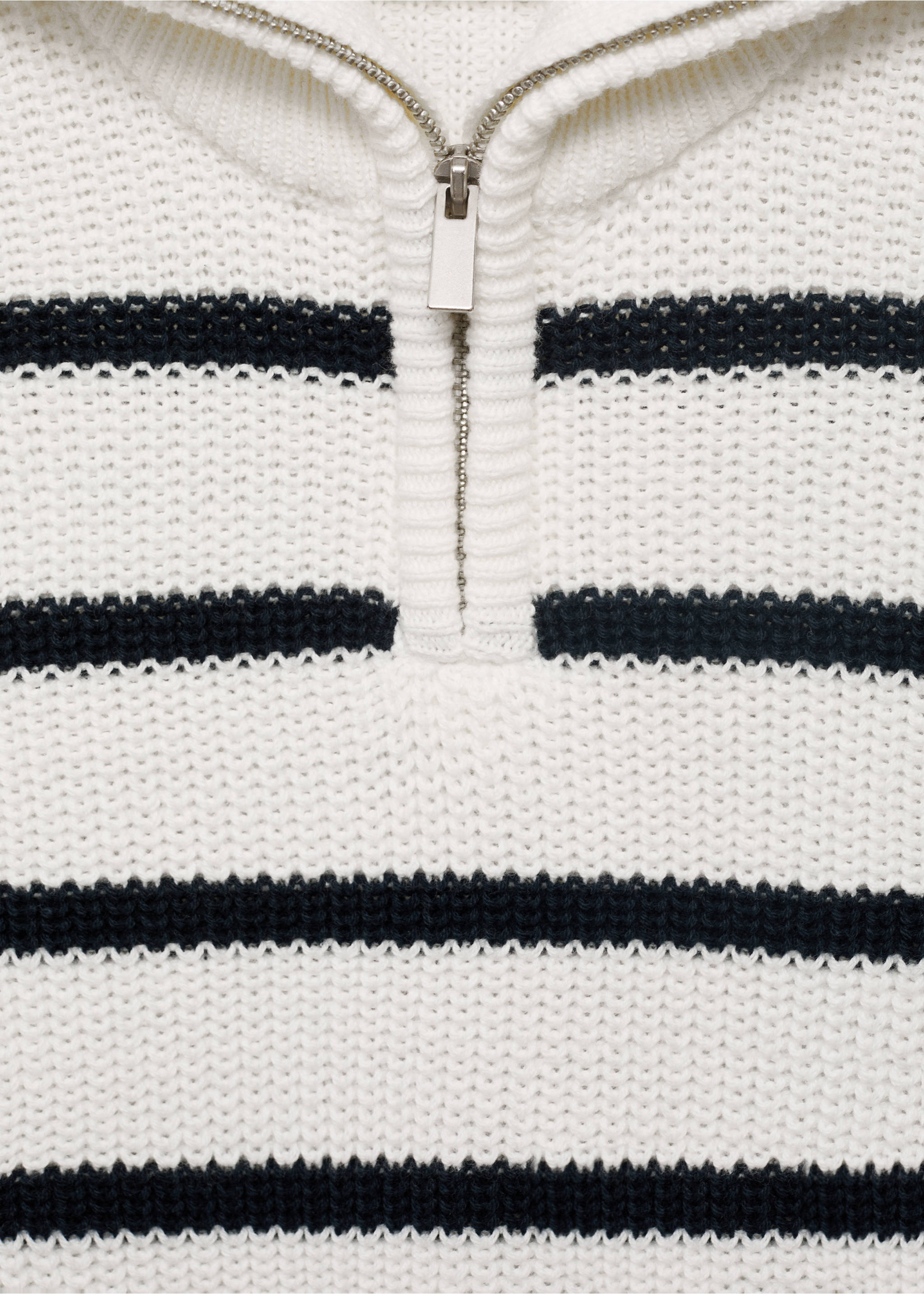 Perkins-neck knitted waistcoat - Details of the article 8, Off White. Ref: 17083287-00.