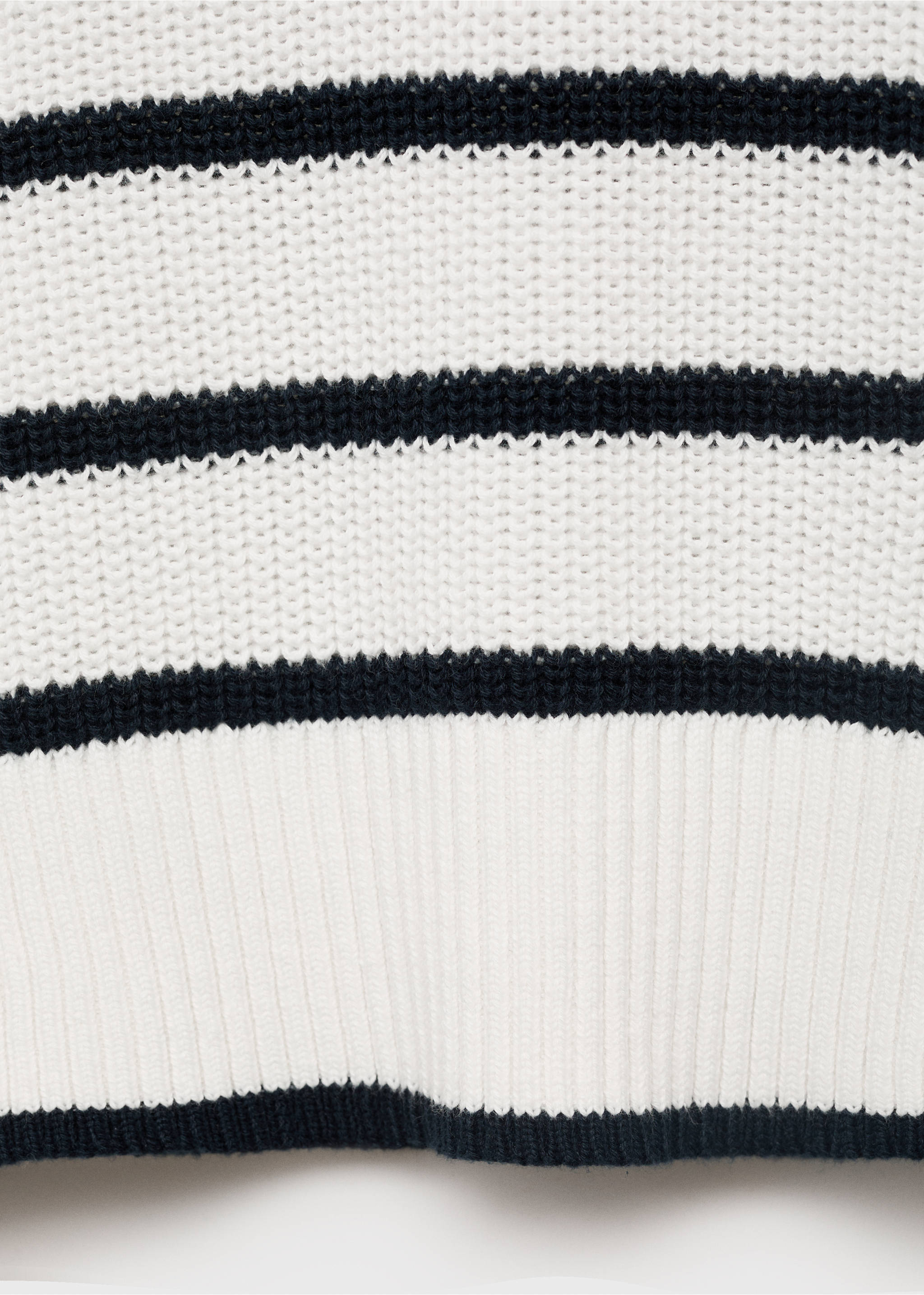 Perkins-neck knitted waistcoat - Details of the article 0, Off White. Ref: 17083287-00.