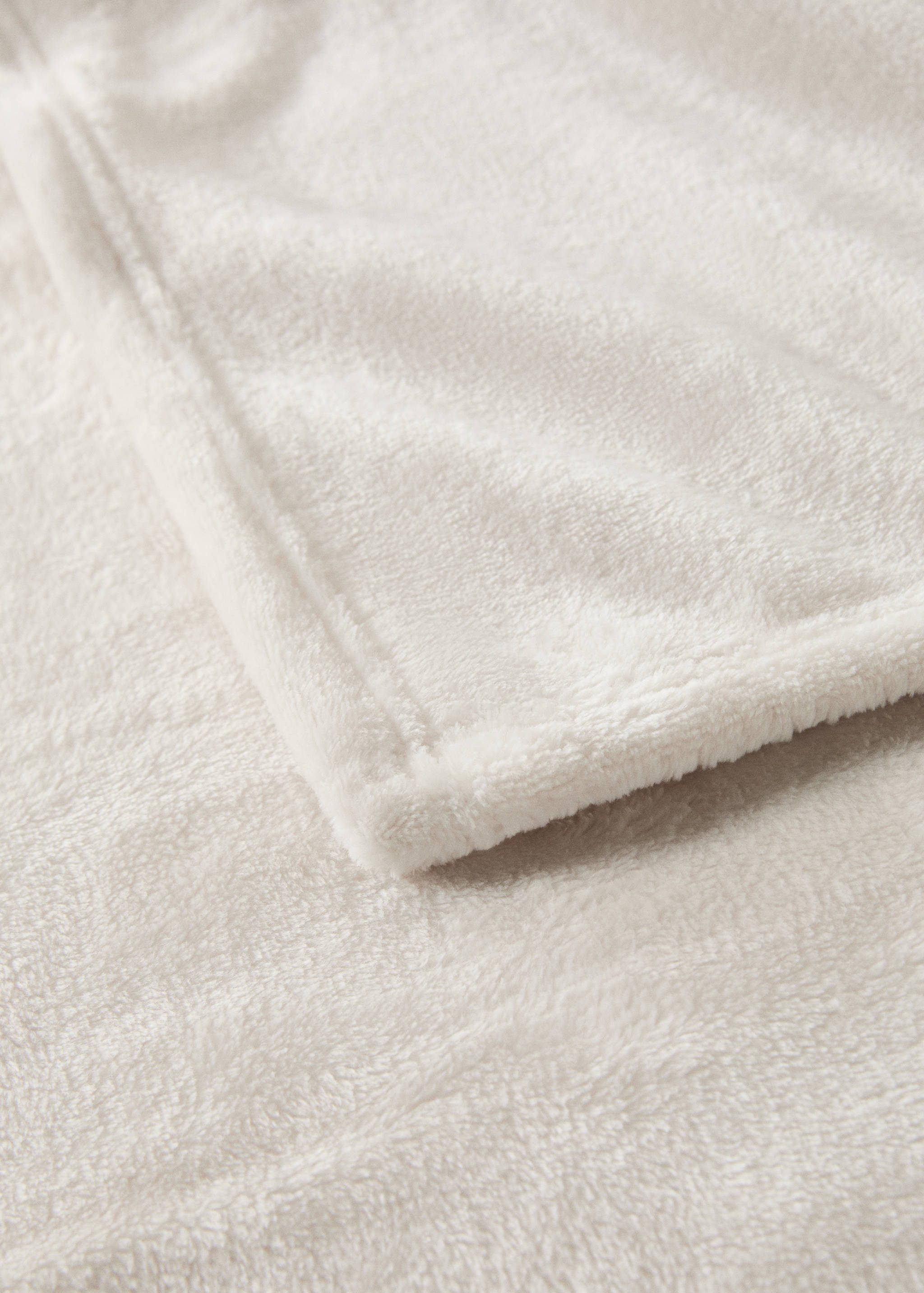 Small soft fleece blanket - Details of the article 1