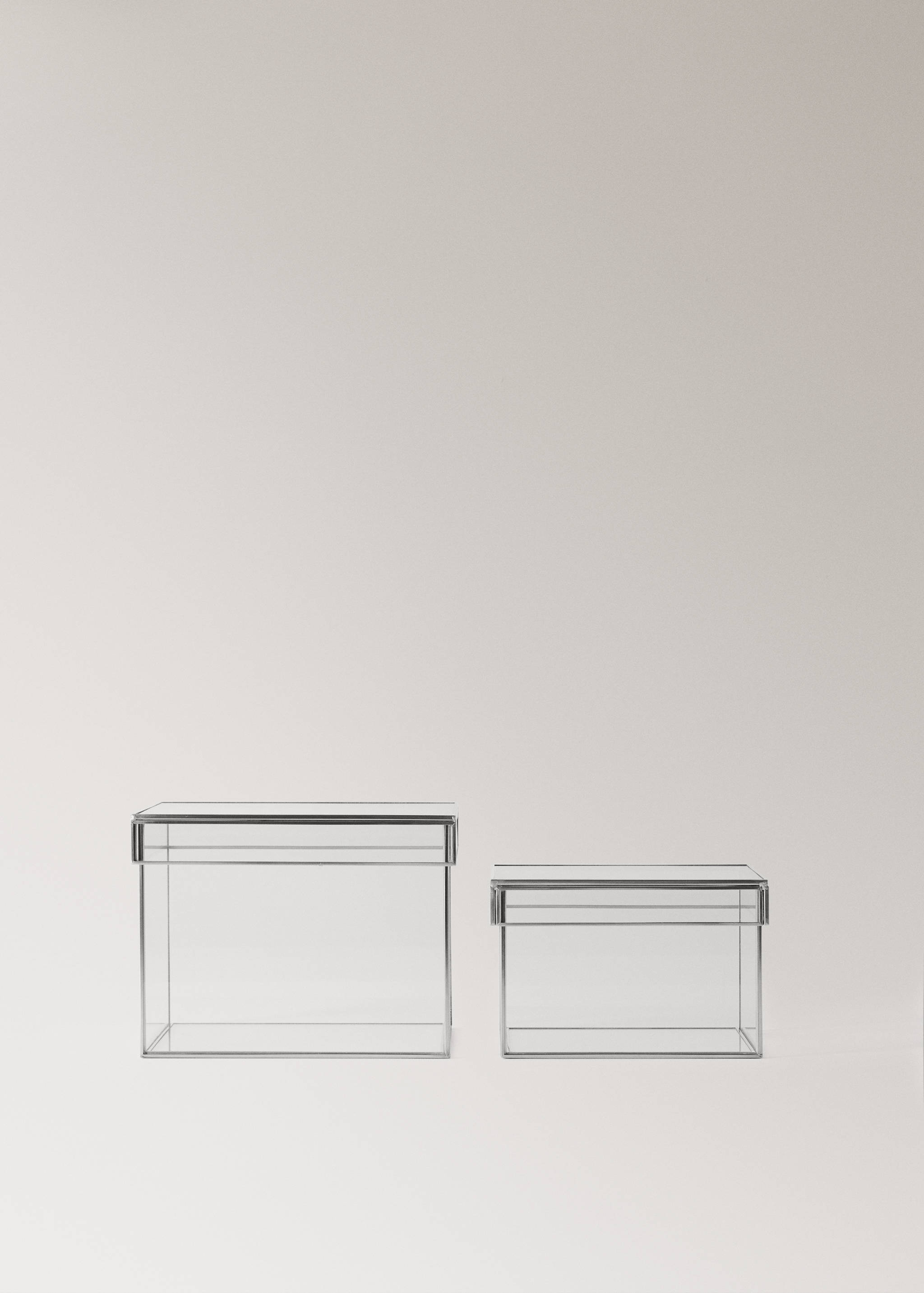 Medium square metal box - Details of the article 3