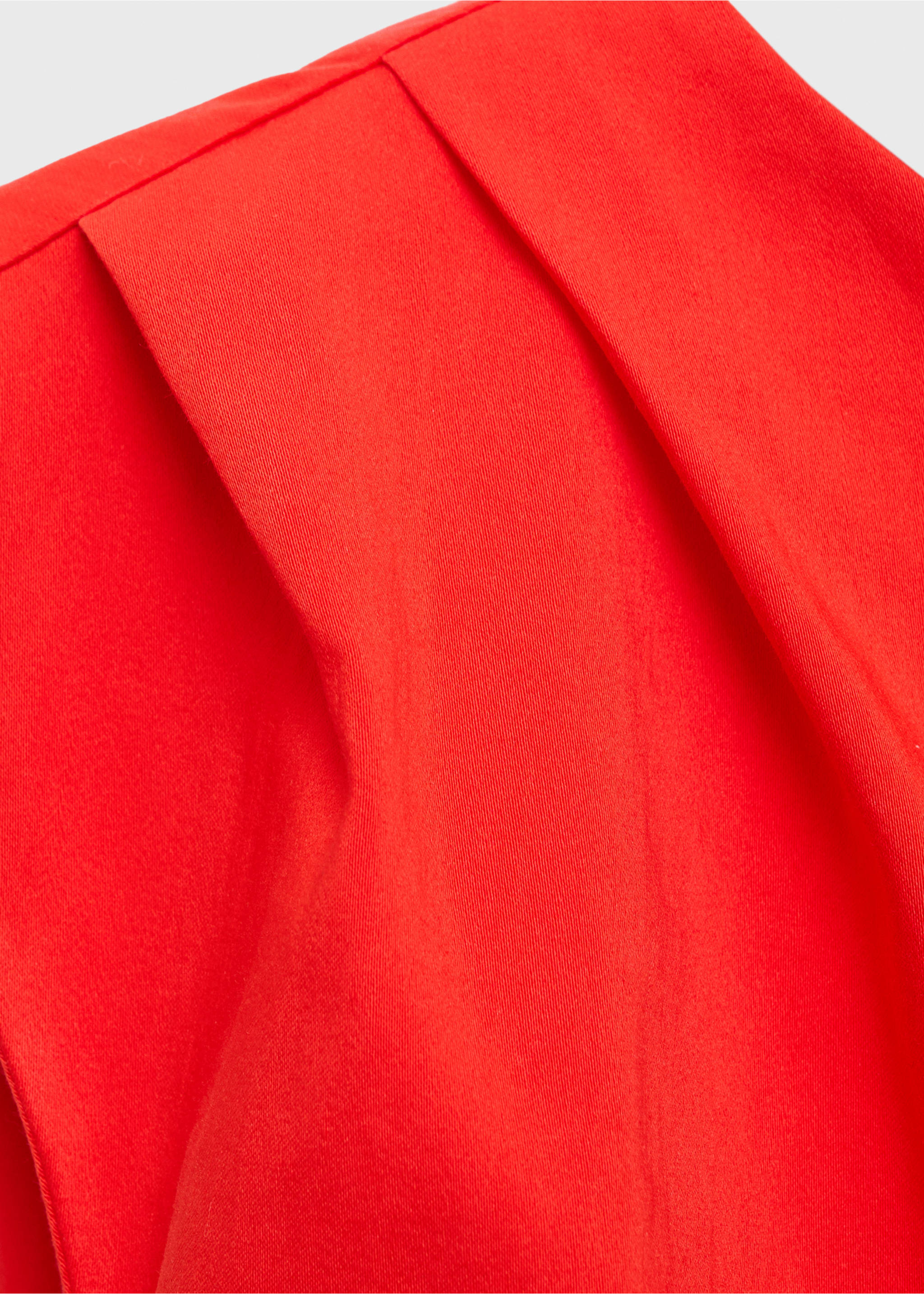 Ruched dress with asymmetrical neckline - Details of the article 7, Coral Red. Ref: 17083329-00.