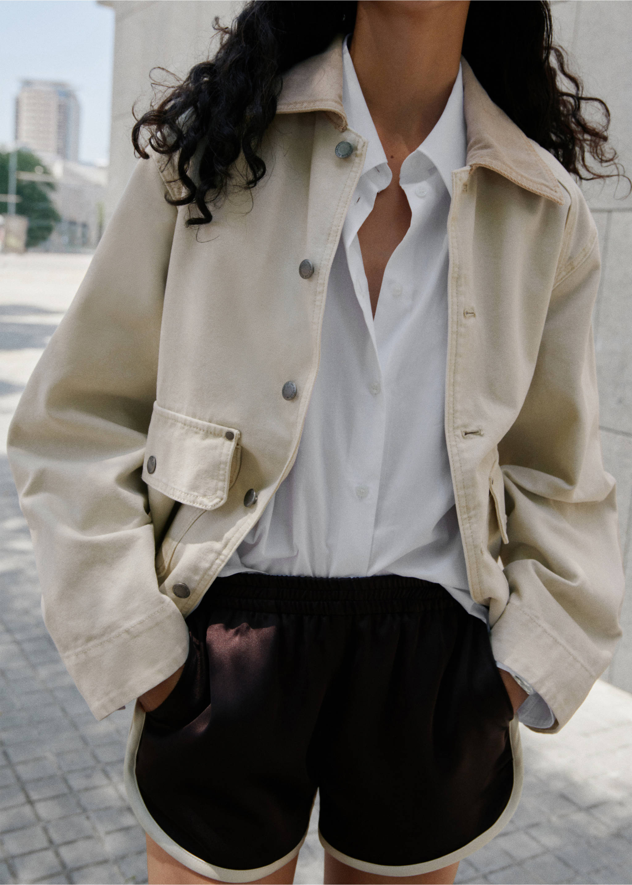 Shorts with contrasting trim - Medium plane, Plum. Ref: 17083330-00.