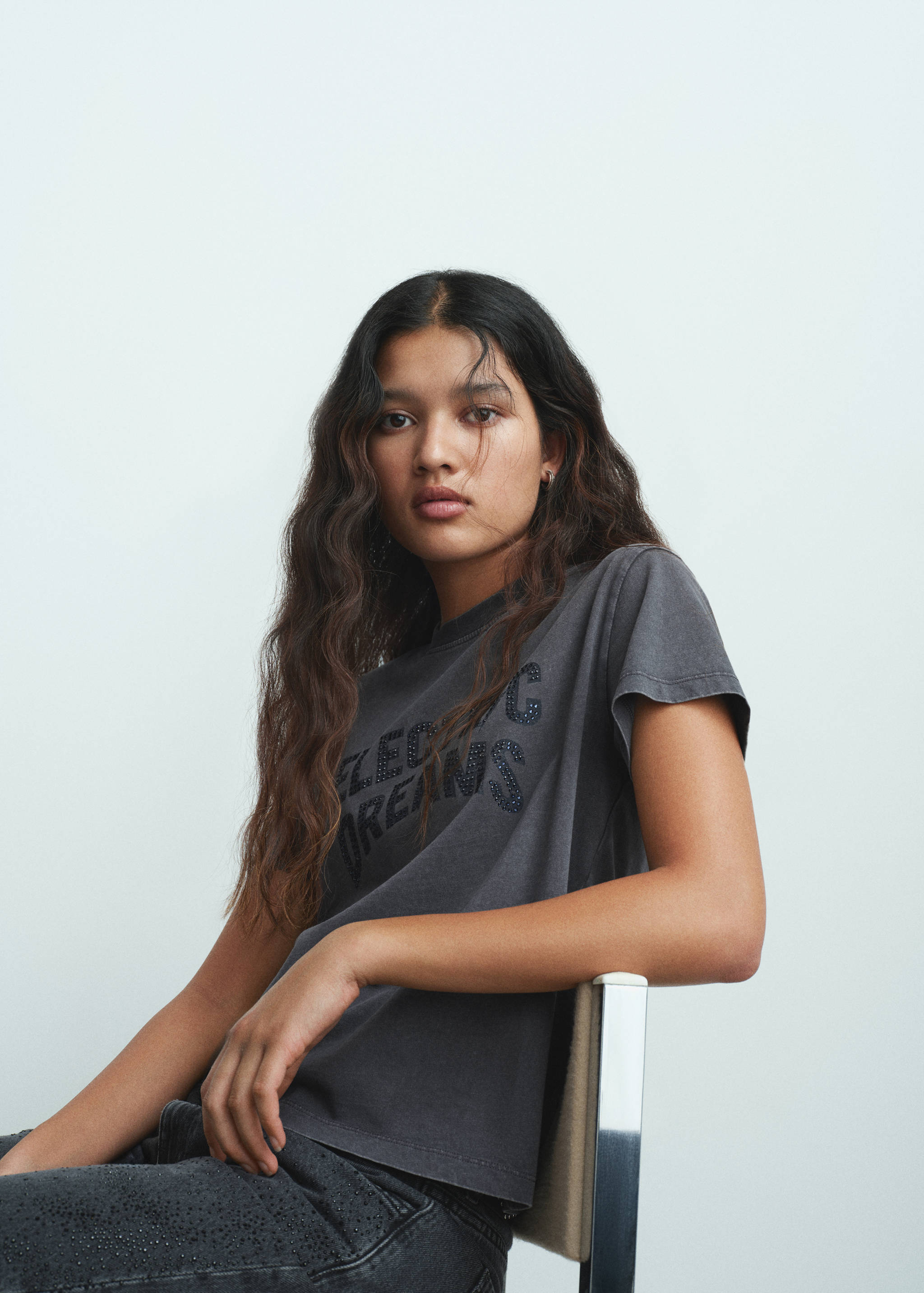 T-shirt med text i strass - Detaljer om artikeln 1