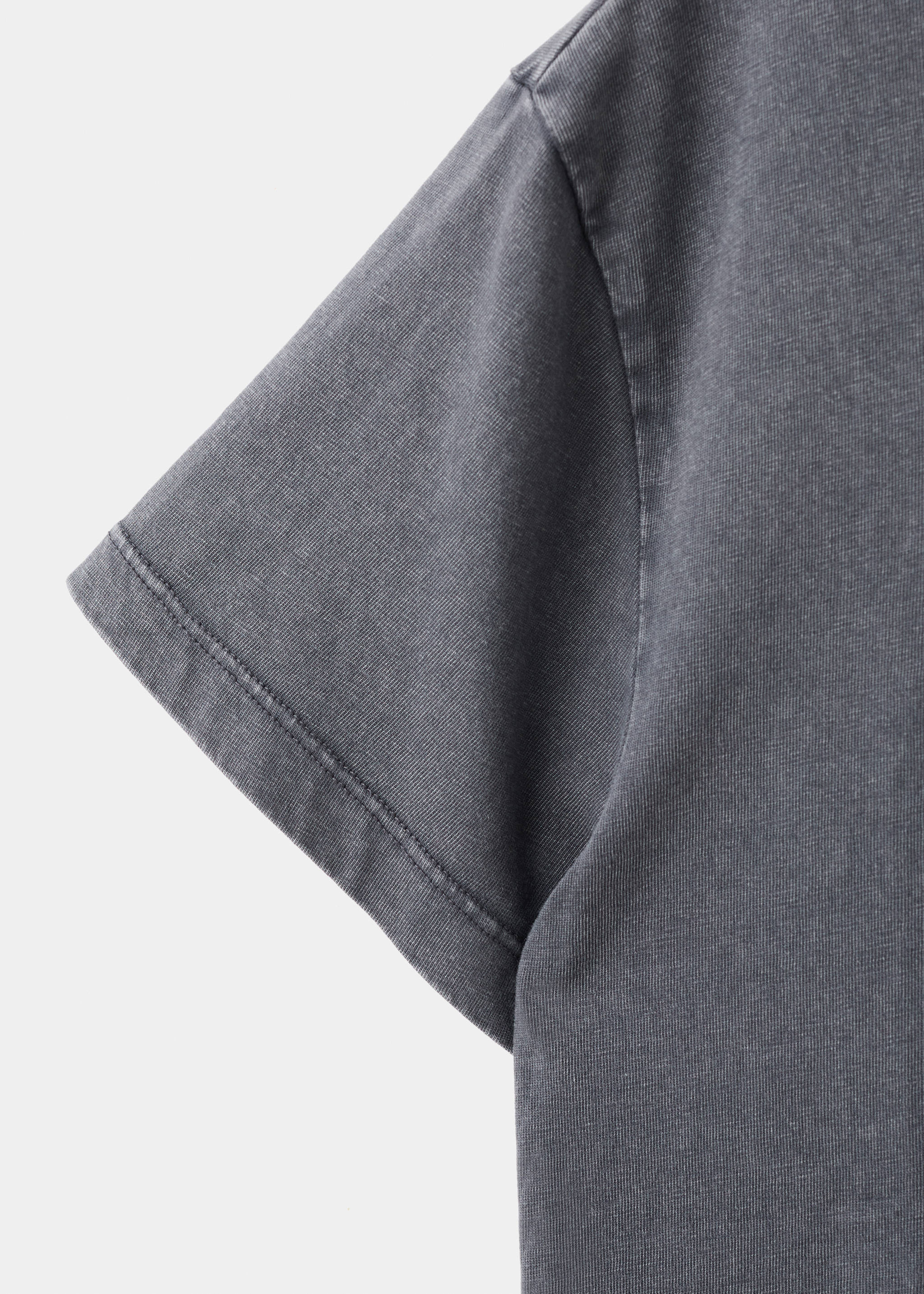 T-shirt med text i strass - Detaljer om artikeln 0
