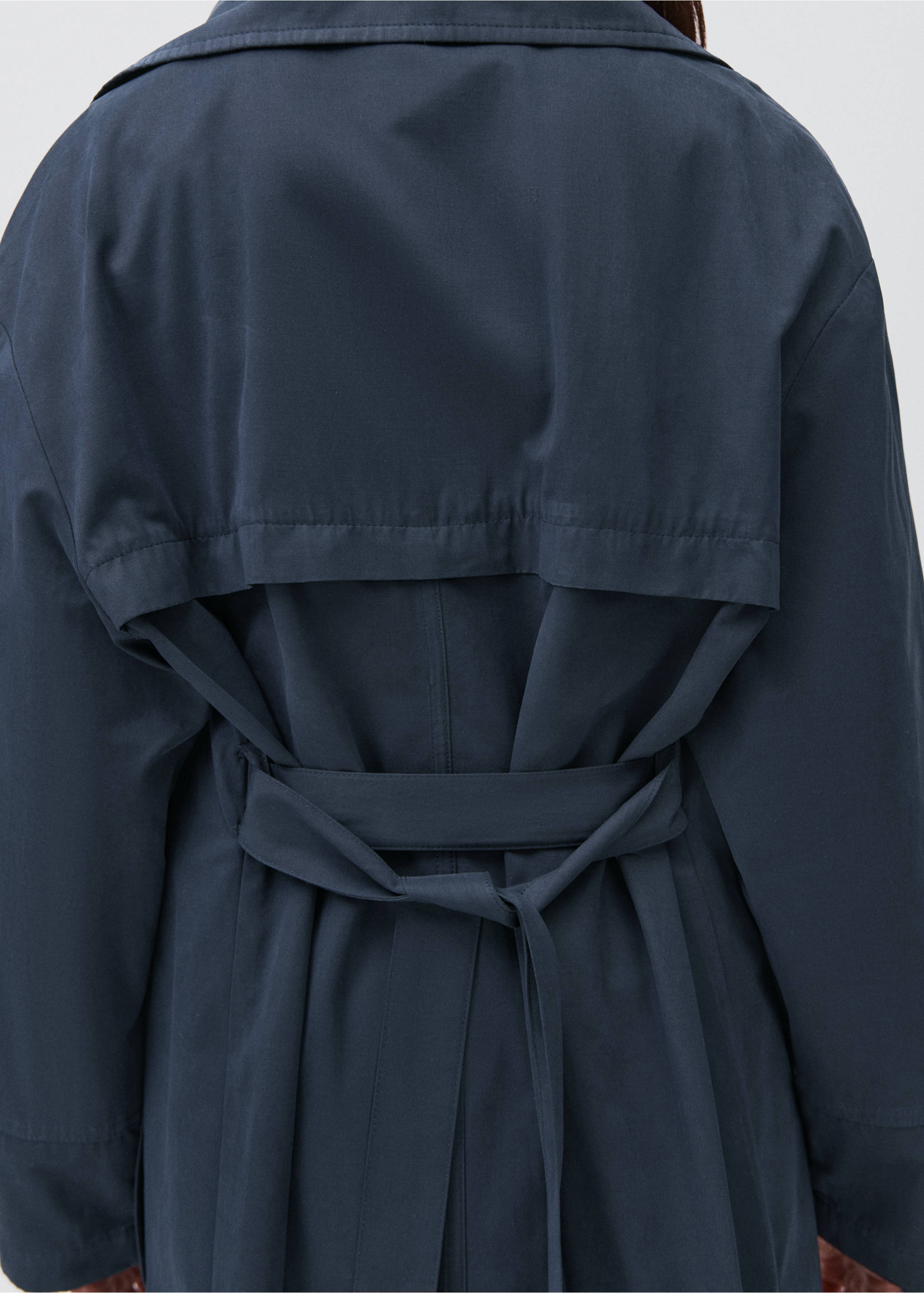 Classic trench coat with belt - Details of the article 3, Navy. Ref: 17084069-00.