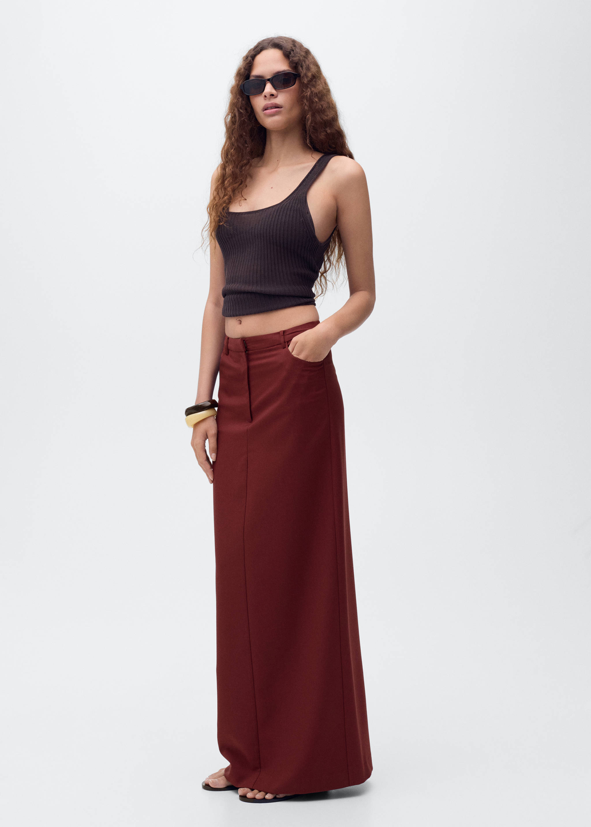 Long pencil skirt with opening - General plane