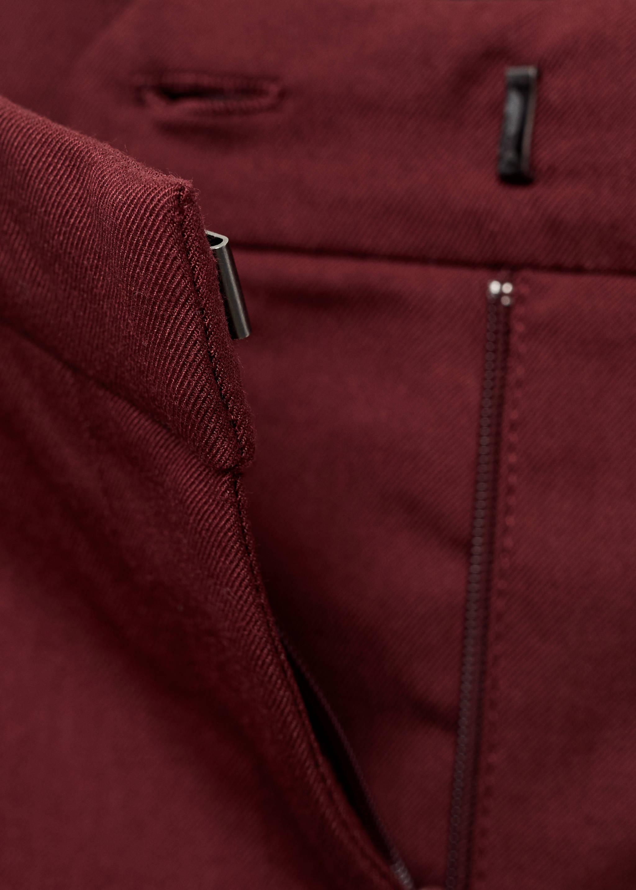 Long pencil skirt with opening - Details of the article 0