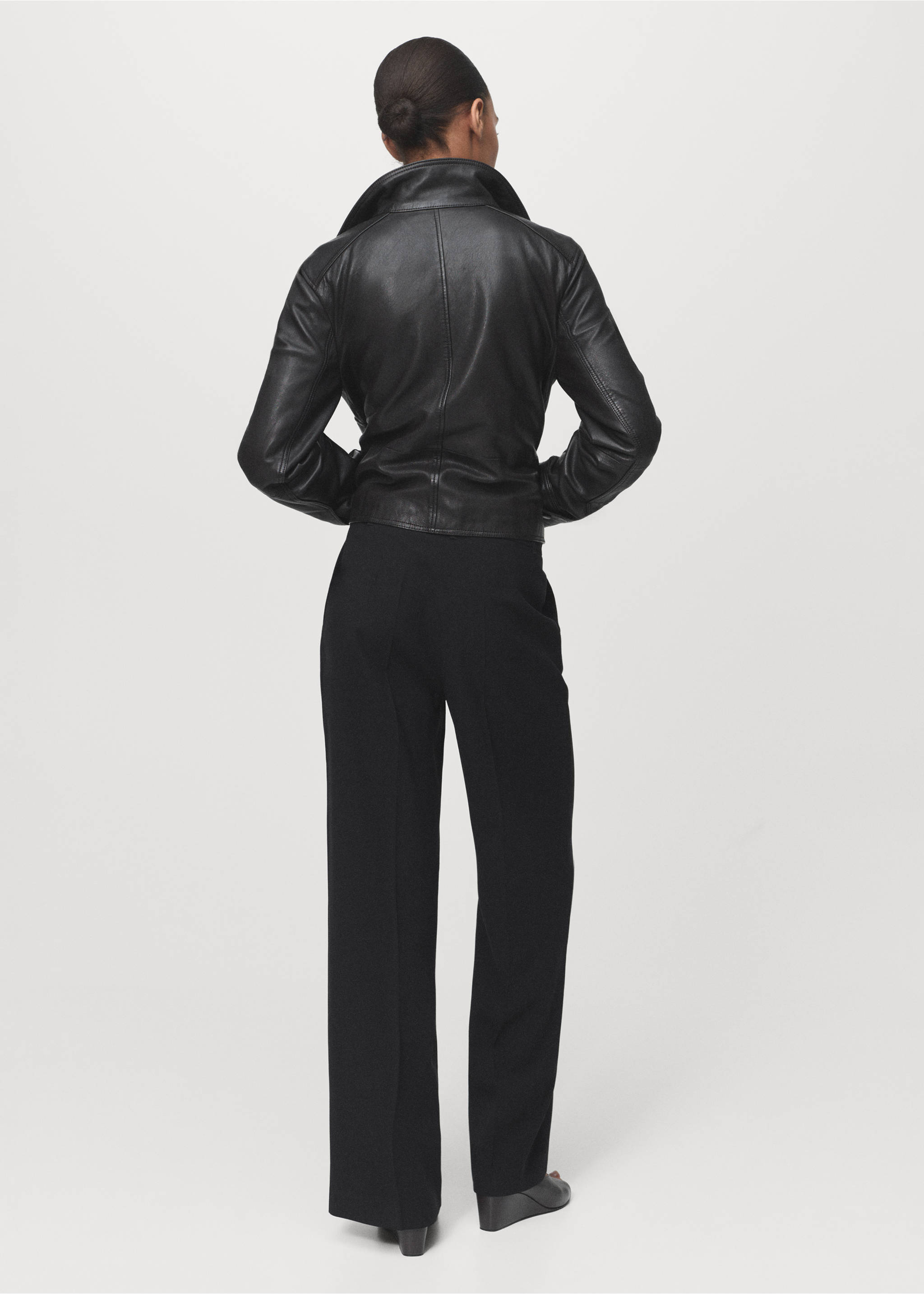 Pantalon droit taille normale - Verso de l’article, Noir. Ref: 17084078-00.