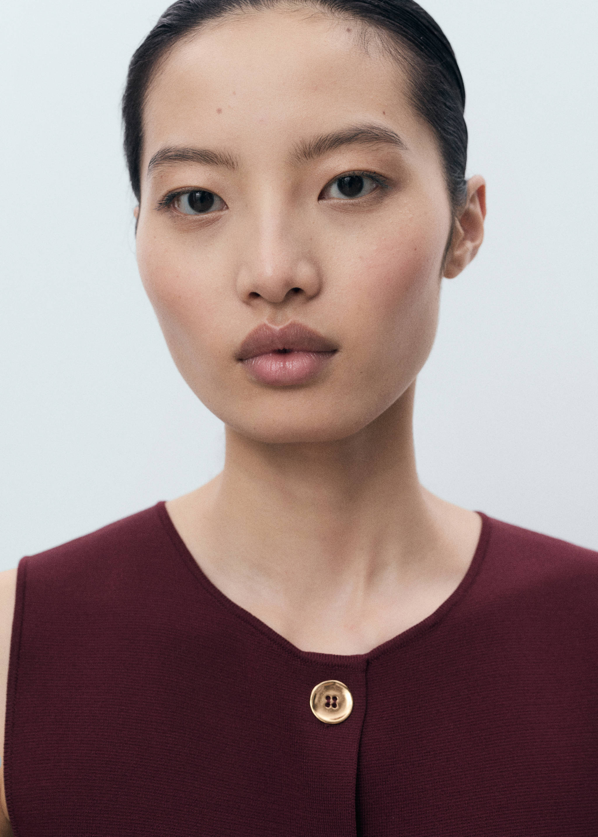 Fine-knit gilet - Details of the article 1