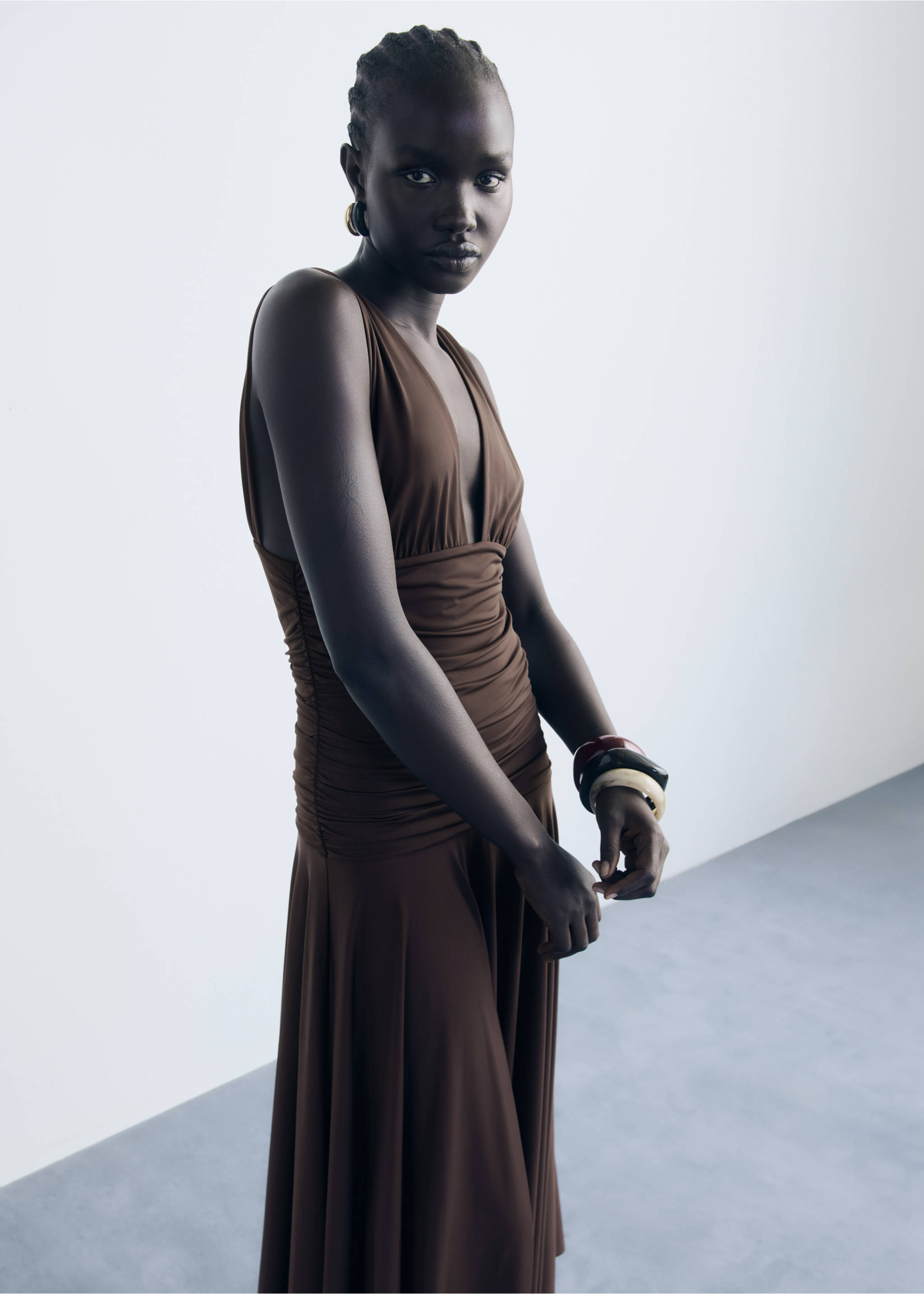 Long dress with contrasting design - Medium plane, Brown. Ref: 17084086-00.