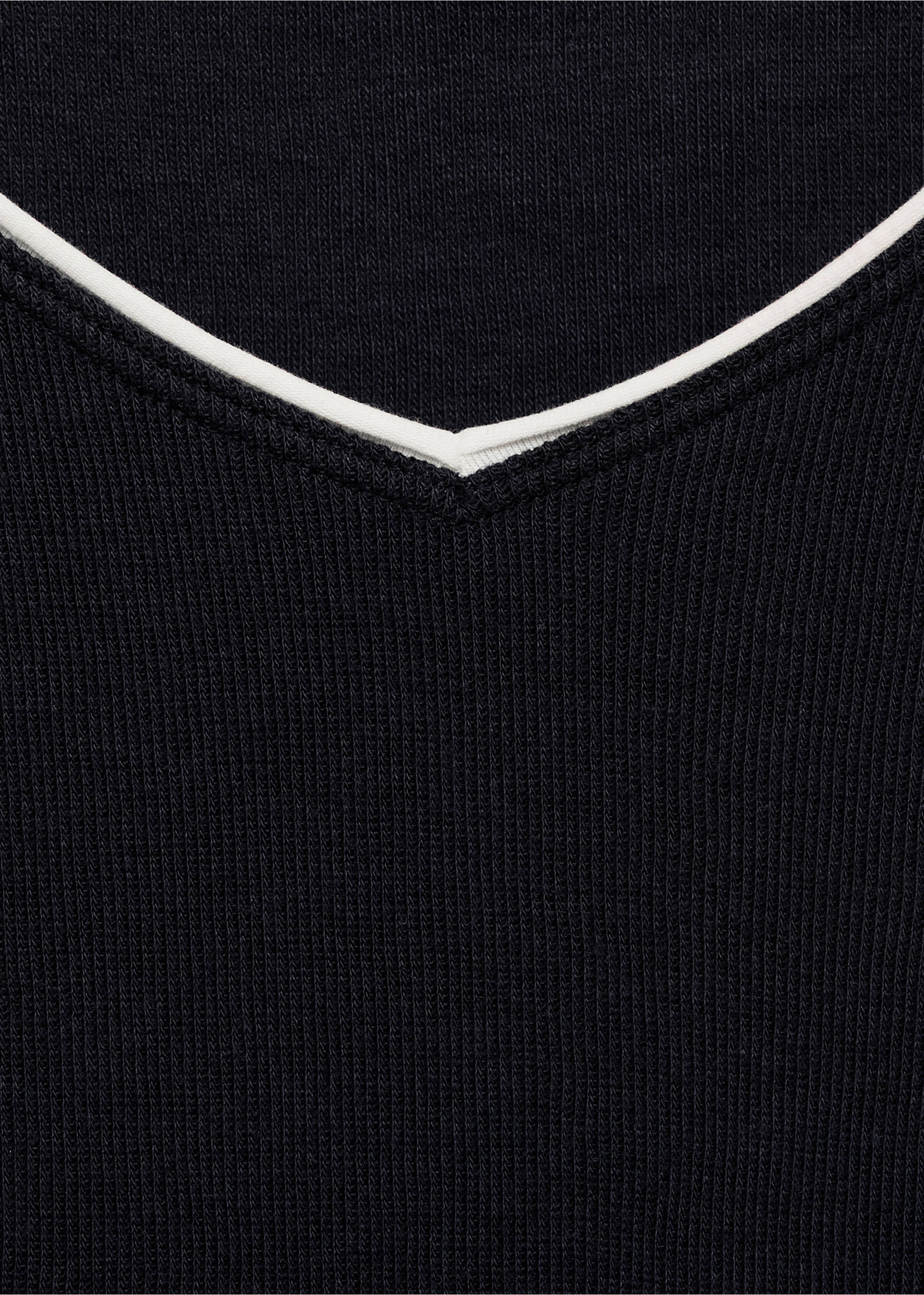 V-neck combined-fabric t-shirt - Details of the article 8, Dark Navy. Ref: 17084094-00.