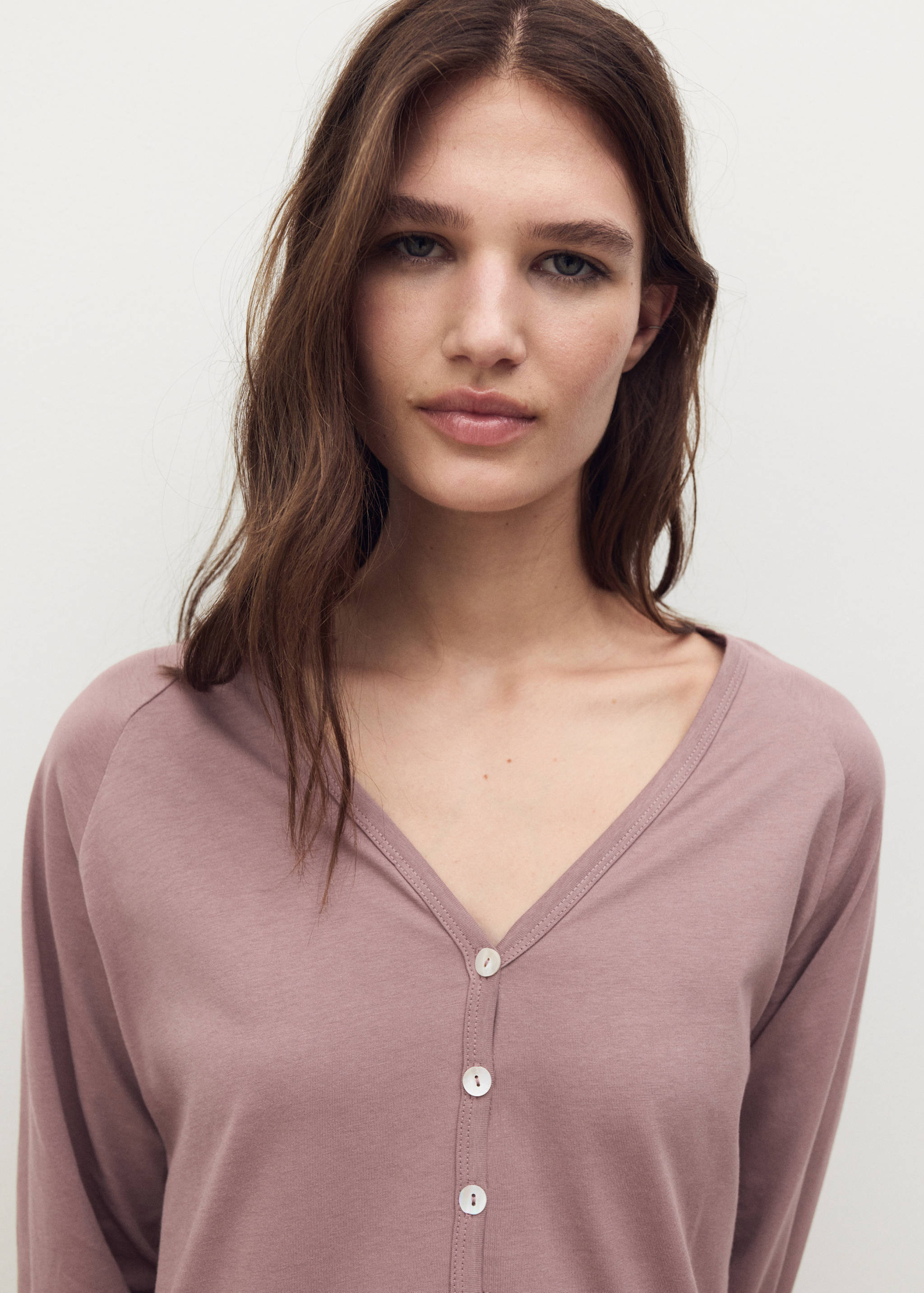 Nachthemd aus Baumwolle mit Knopfdetails - Mittlere Ansicht