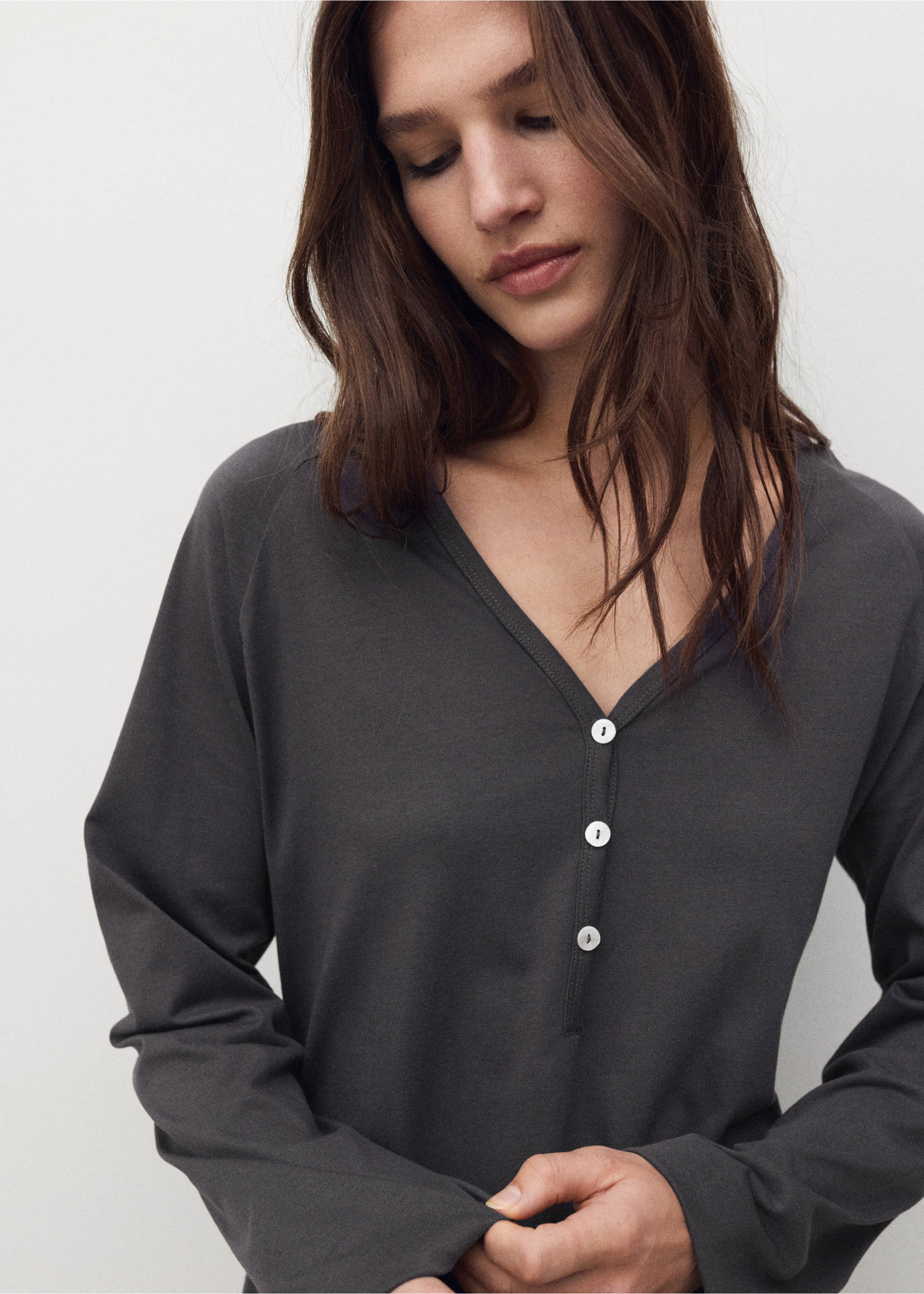 Cotton nightdress with button detail - Details of the article 1, Charcoal. Ref: 17084103-00.