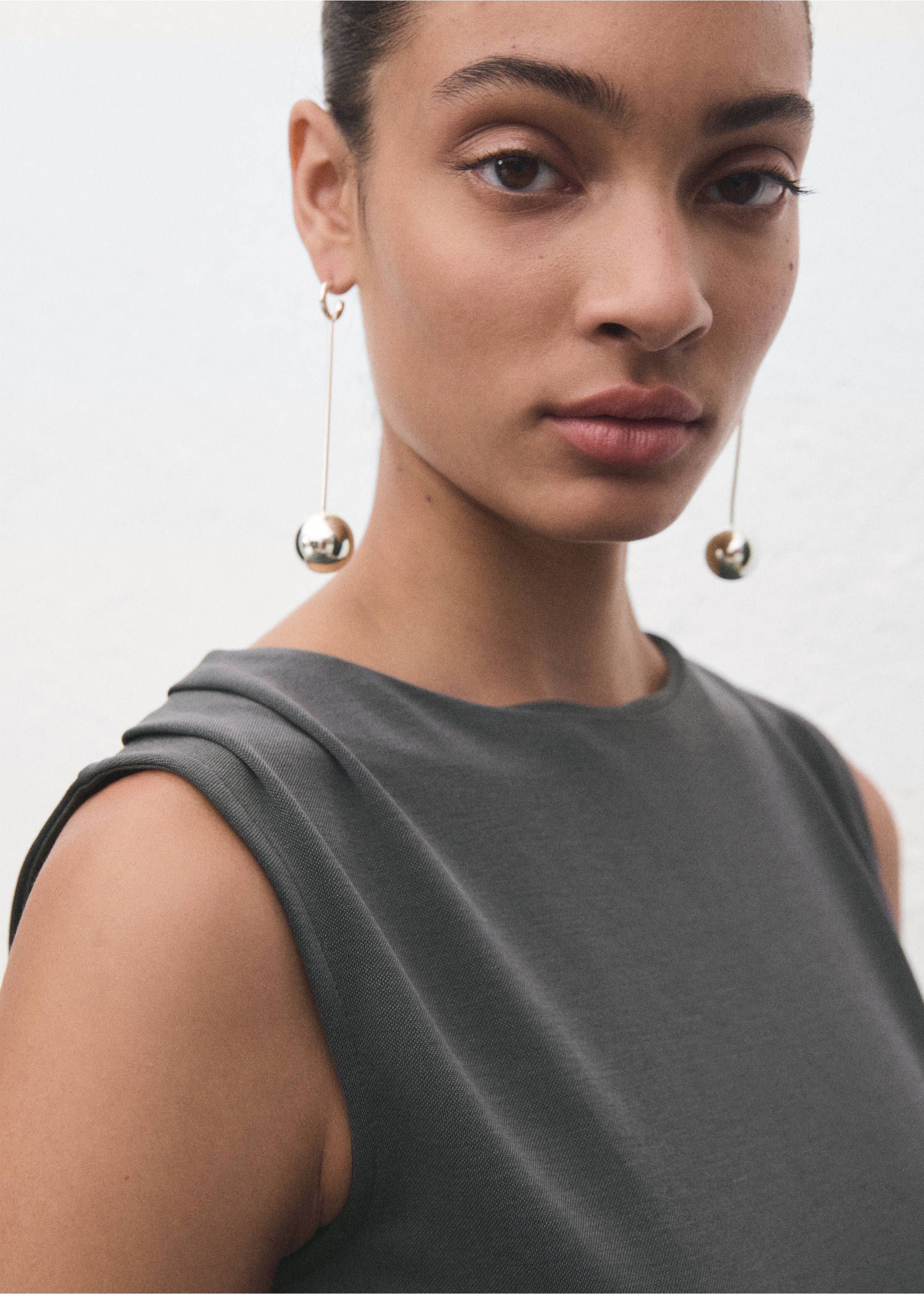 Long jumpsuit with knot - Details of the article 1, Charcoal. Ref: 17084108-00.