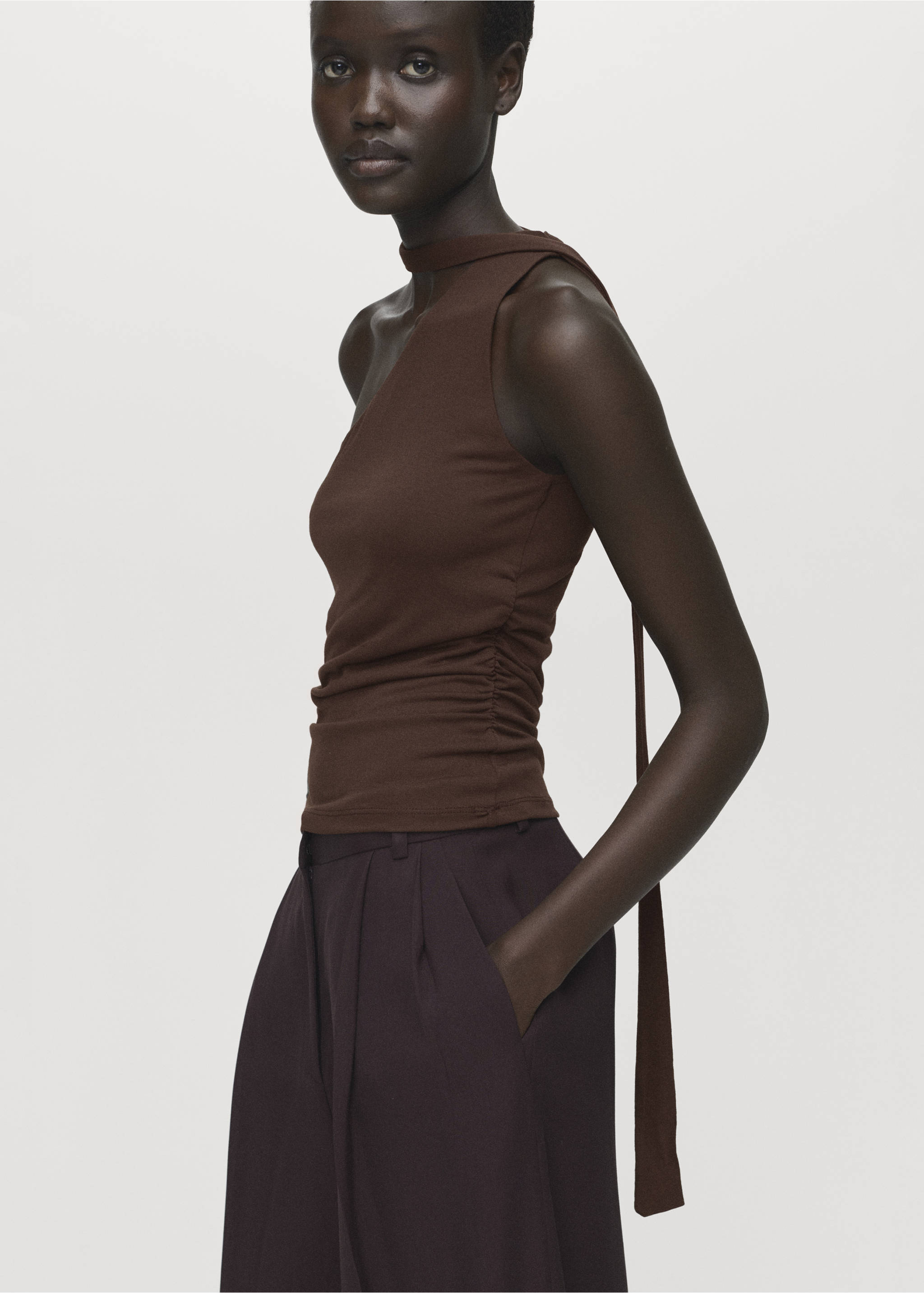 Asymmetrical foulard top - Medium plane, Brown. Ref: 17084137-00.